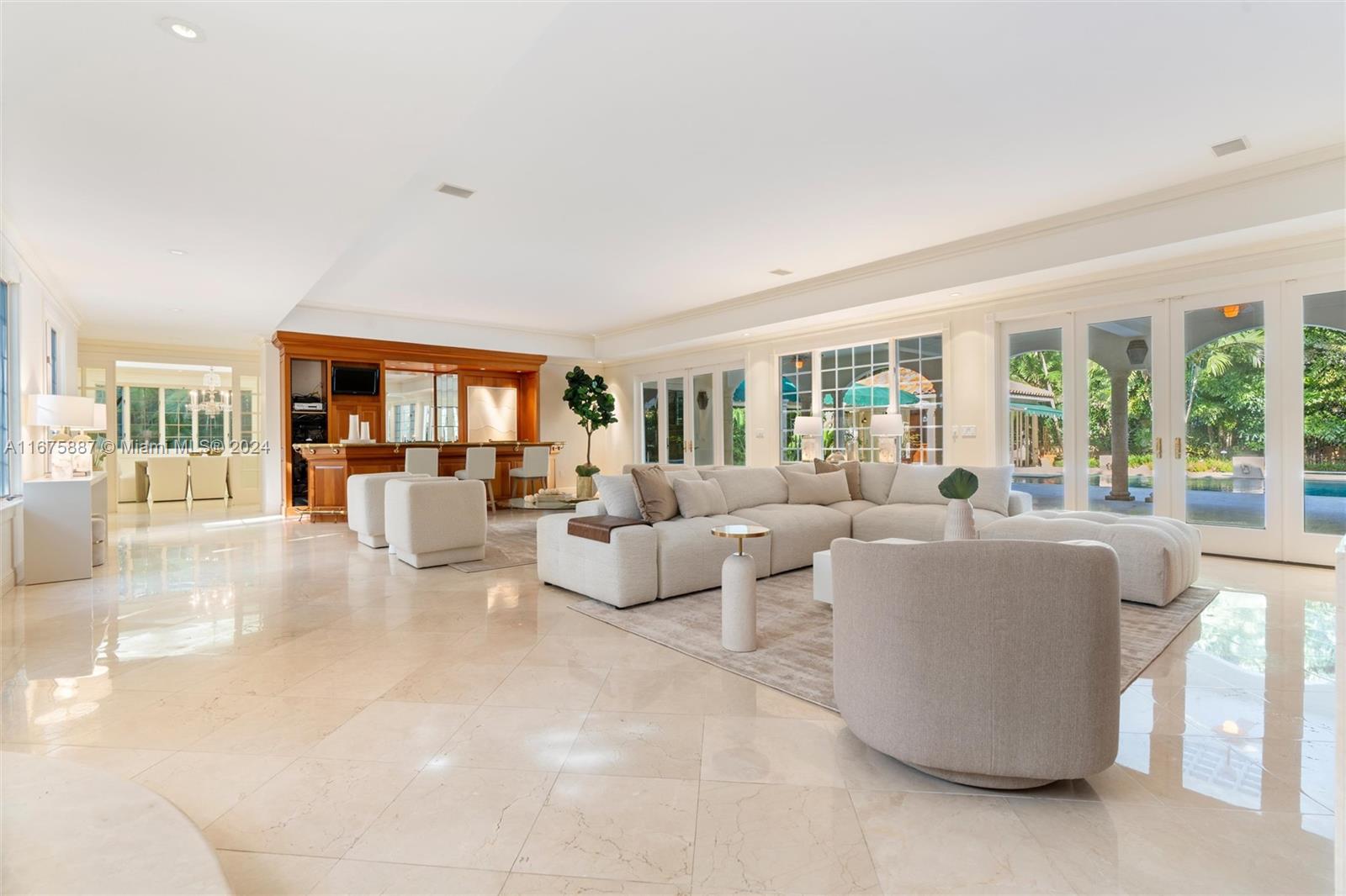 FAIRCHILD OAKS - Residential
