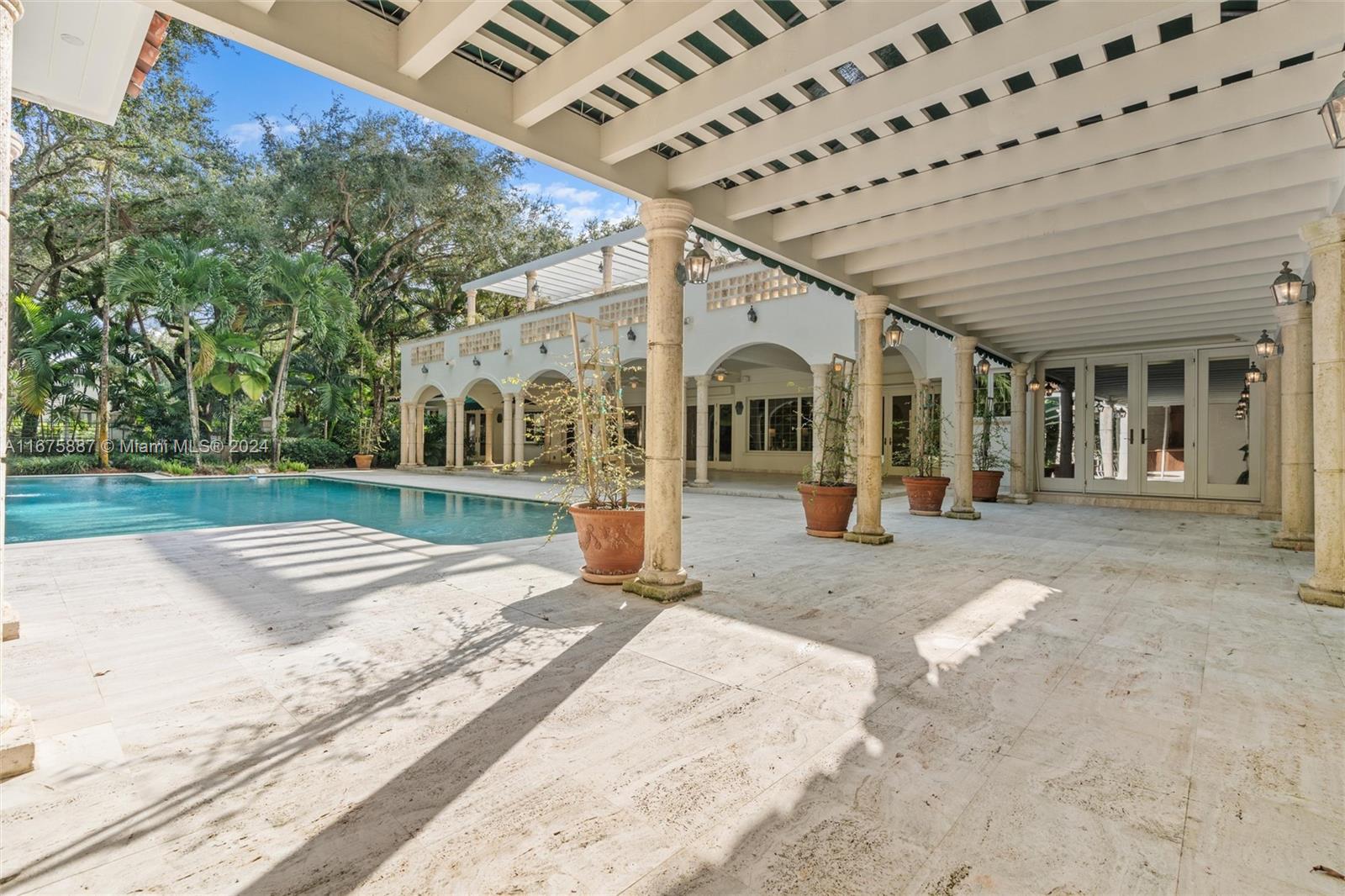 FAIRCHILD OAKS - Residential