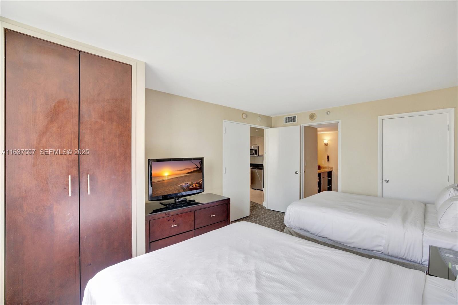 GALLERY ONE CONDO - Residential