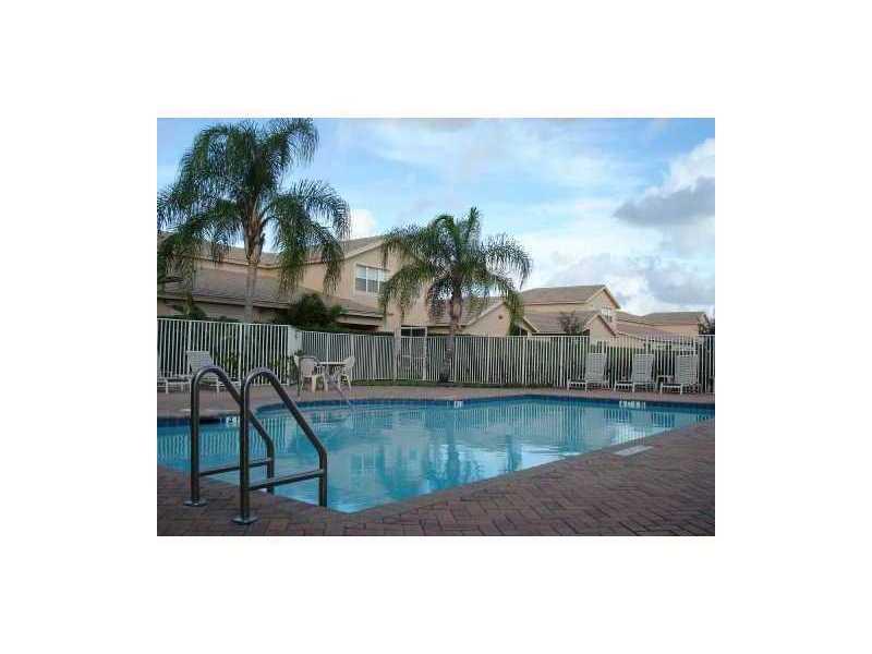 BOYNTON OASIS COND - Residential Lease