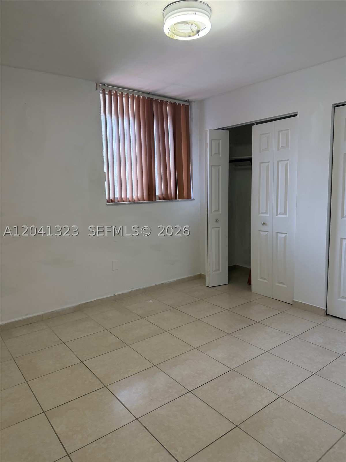SAMARI LAKE EAST CONDO - Residential