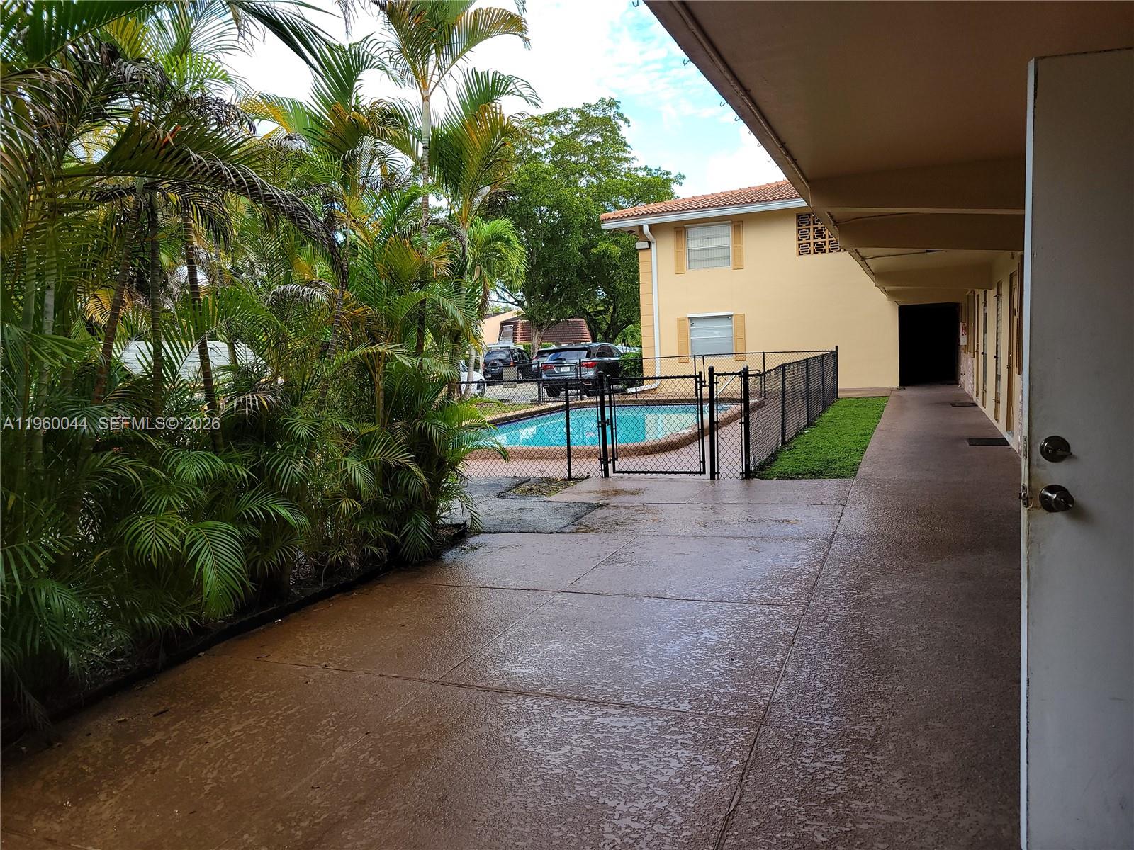 GOLFVIEW ARMS INC CONDO - Residential