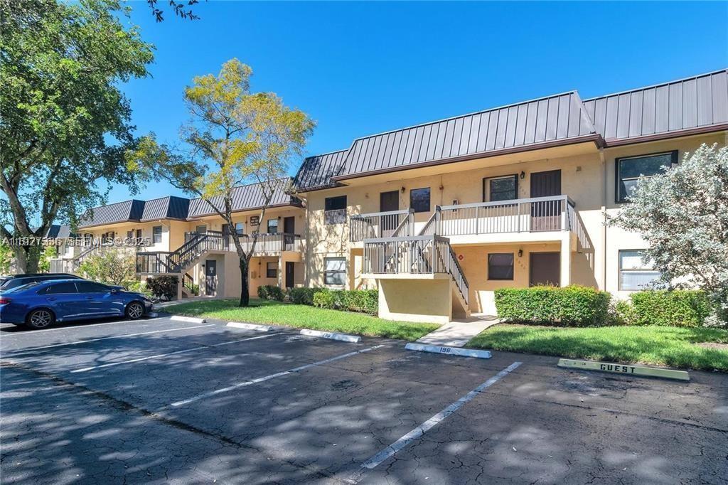 Highly Sought-after two-story building with very large 2 bedrooms 2 bathrooms in a very beautiful Community. All new appliances under warranty. New Washer and Dryer inside unit. New Central A/C, New Kitchen Appliances with eat in area, new bathroom vanities with separate bathtub and shower, large dining and living area. Lots of guest parking. Community has a large pool, BBQ area, Tennis courts, Lakeside walkways and Bicycle storage area. Pets allowed. Walking areas, trees, parks in a residential area. Ideal for an investor or to be owner occupied. Close to Pembroke Pines Mall, restaurants, malls and schools. Quiet, Comfortable community next to Tanglewood Park. Low HOA. Association has full reserves, 5-year-old roof. One parking spot also guest parking which allows two. Brand new AC washer dryer with warranties and all new vanities in the bathrooms. 
Great Investment Opportunity! Make an offer!! Seller Motivated!!