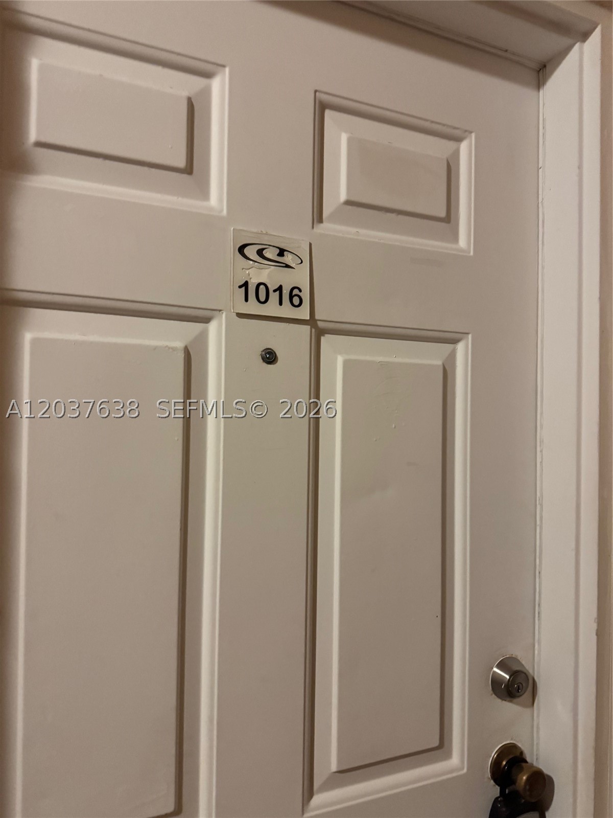 CORAL KEY CONDO - Residential Lease