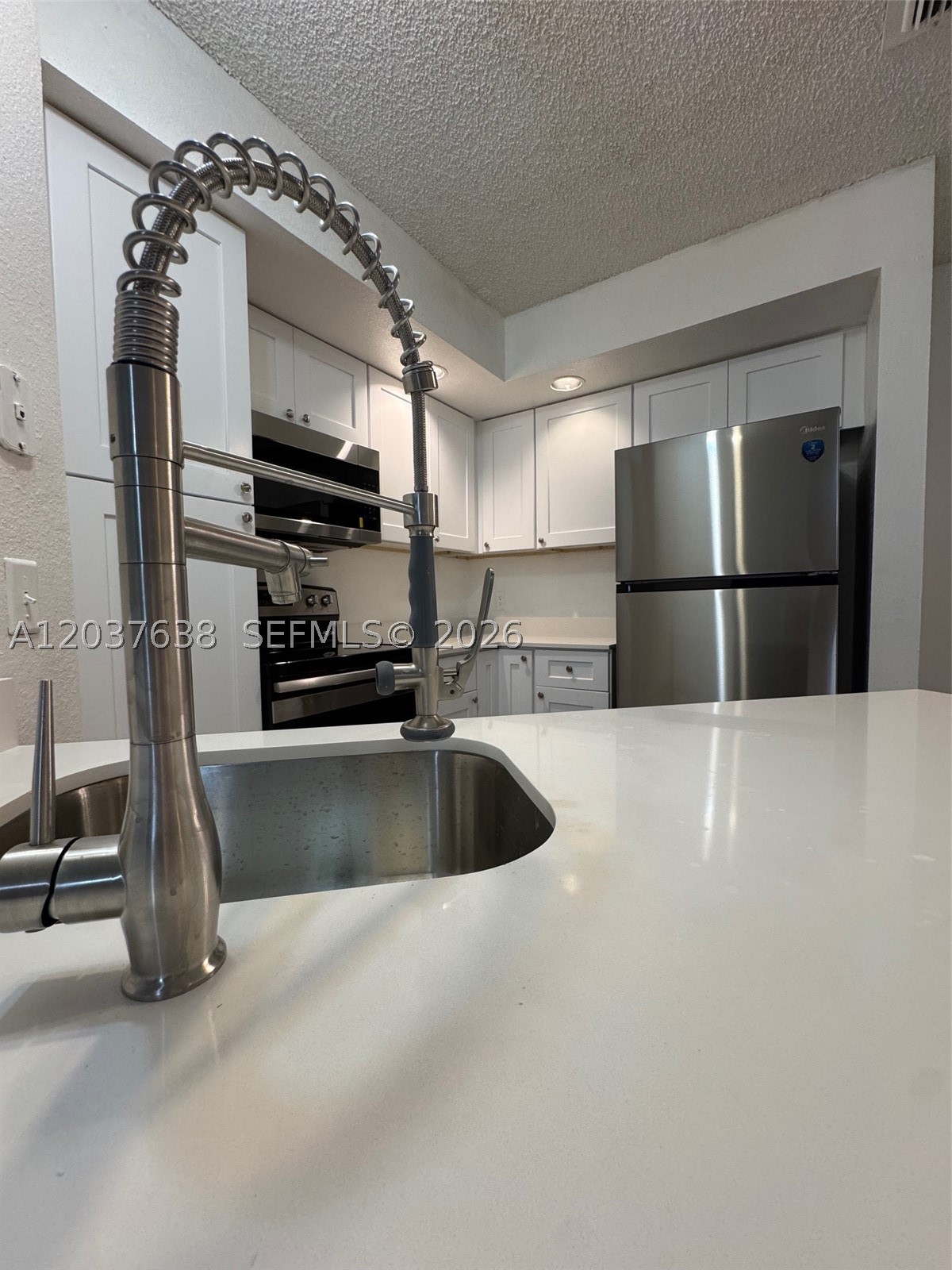 CORAL KEY CONDO - Residential Lease