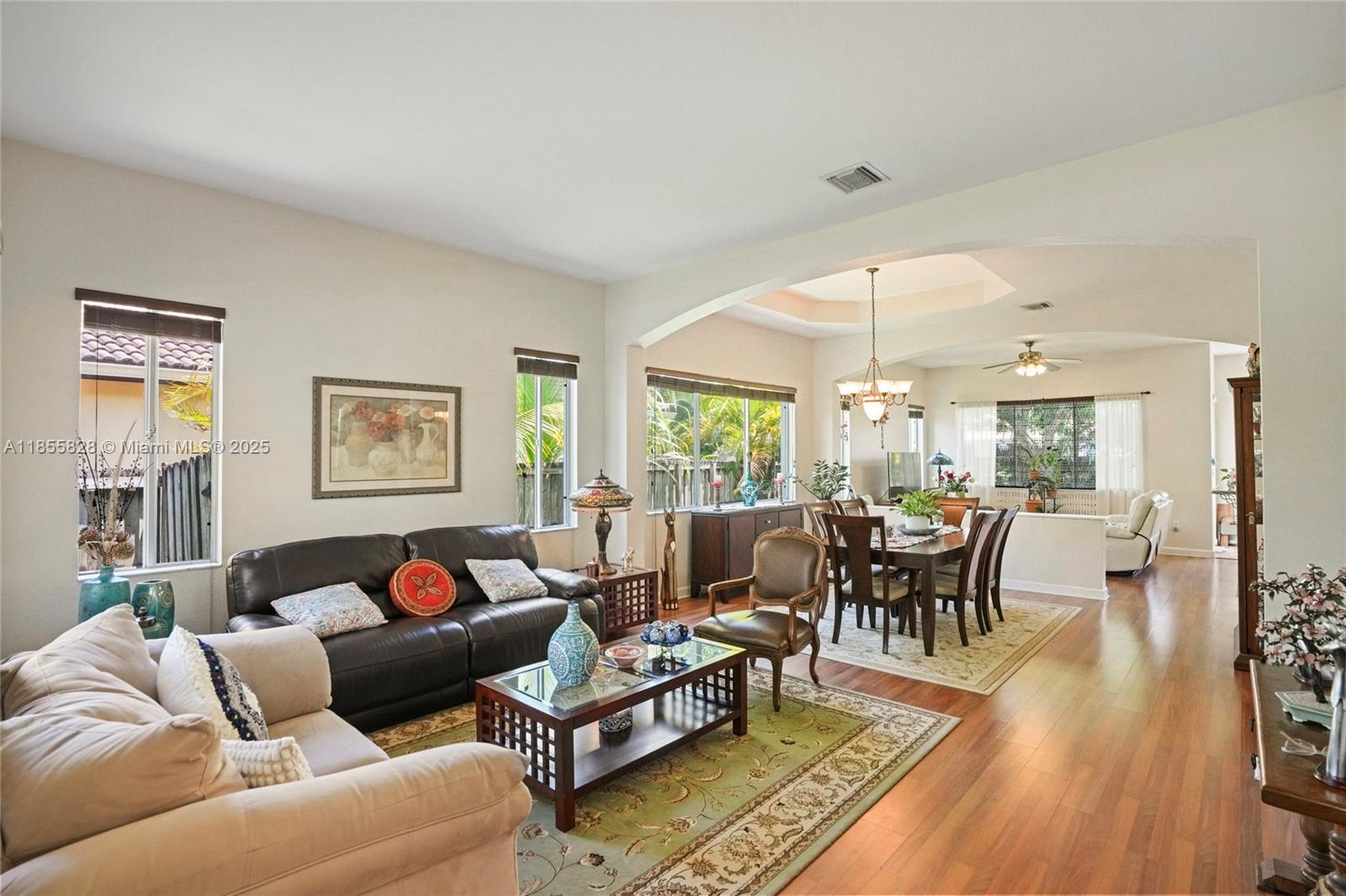 LAKES BY THE BAY AMBER - Residential