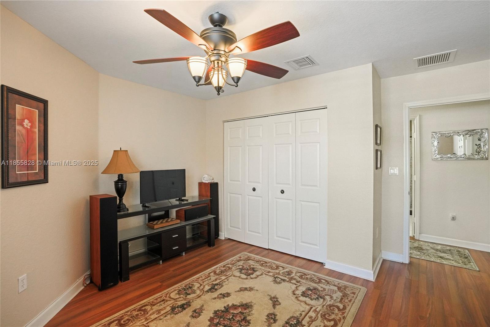 LAKES BY THE BAY AMBER - Residential