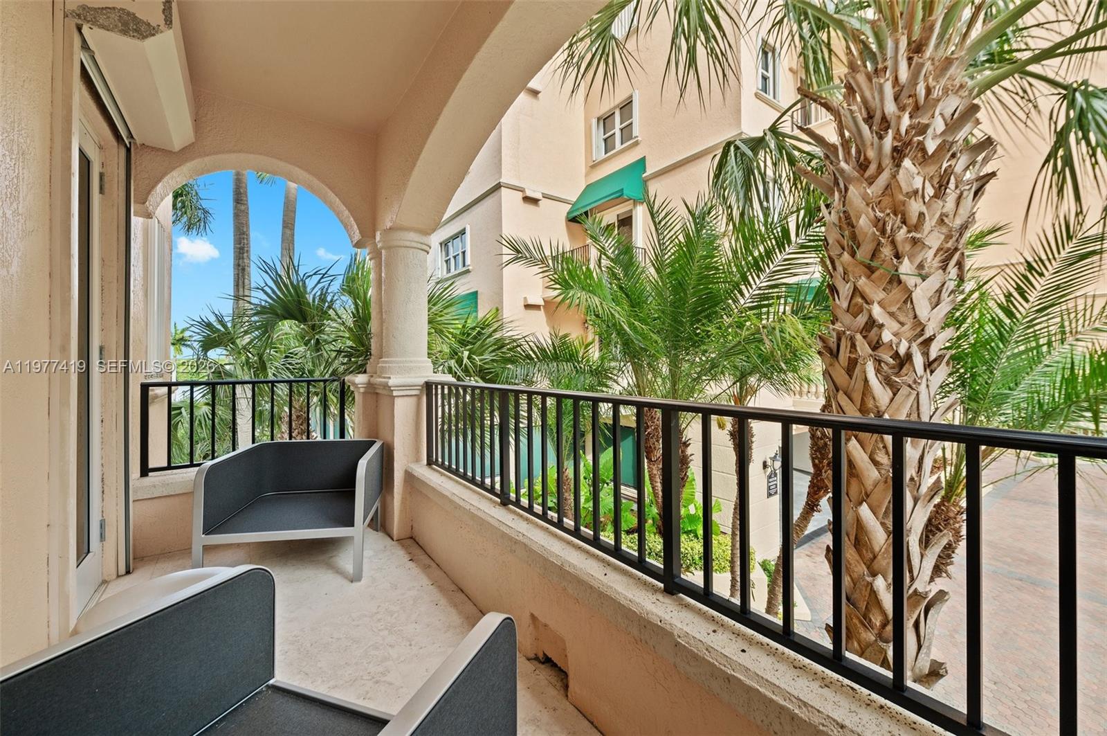 DEERING BAY CONDO II - Residential