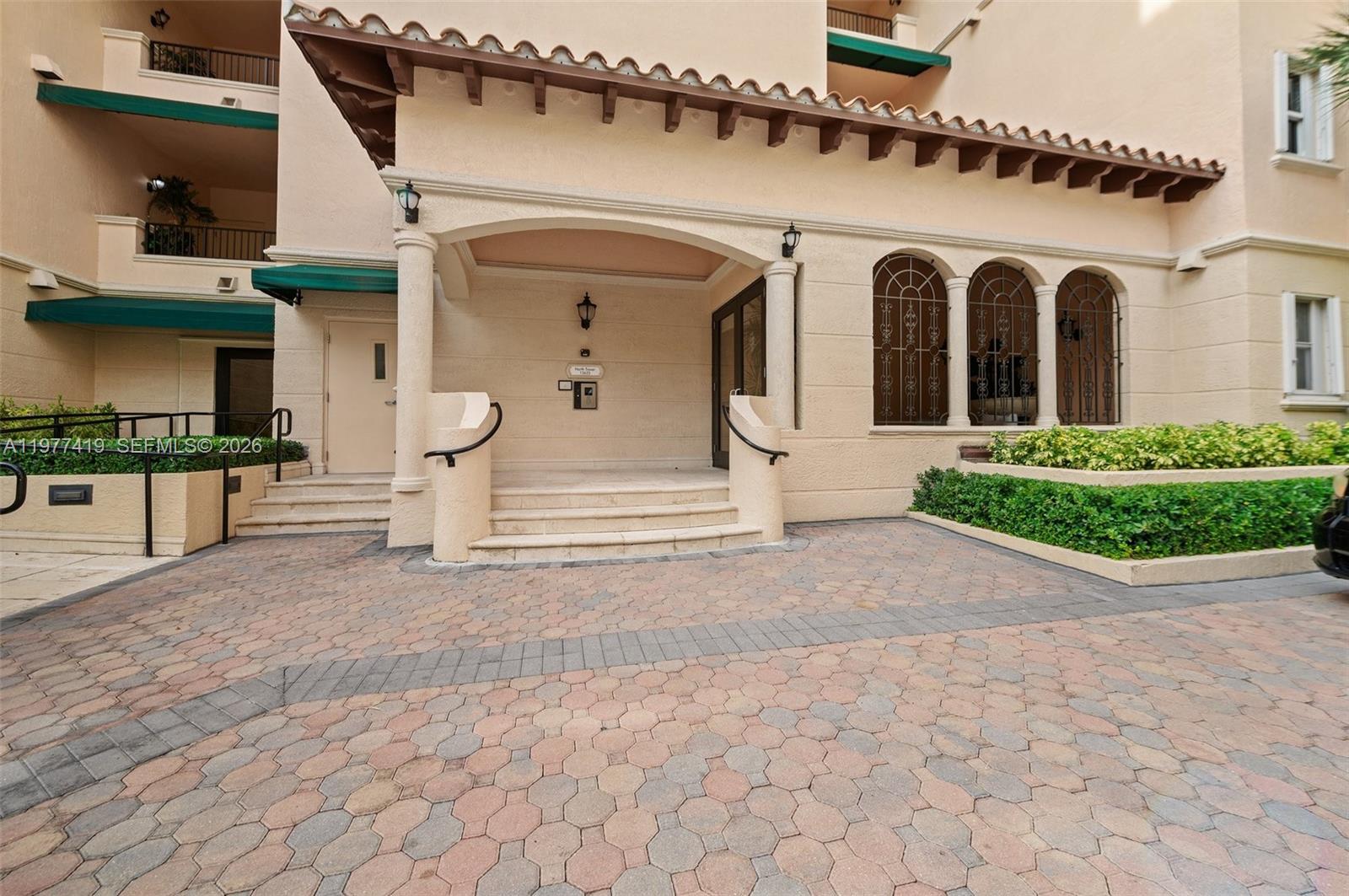 DEERING BAY CONDO II - Residential