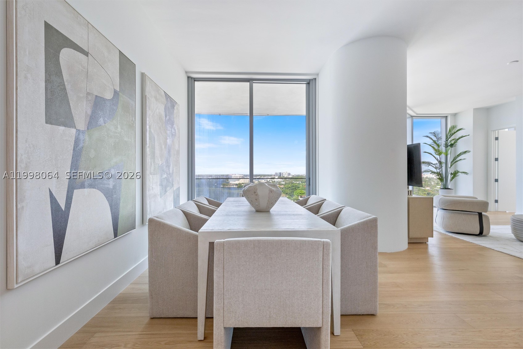 Una residences - Residential