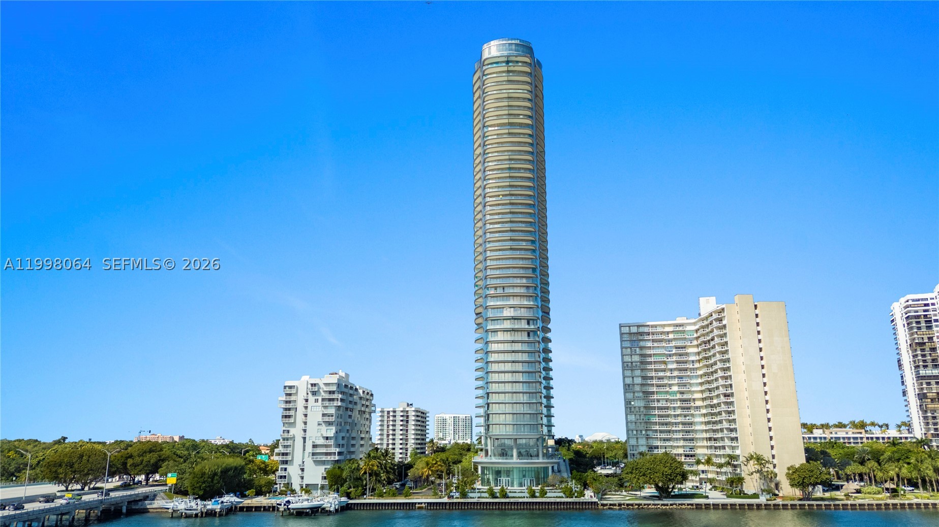 Una residences - Residential