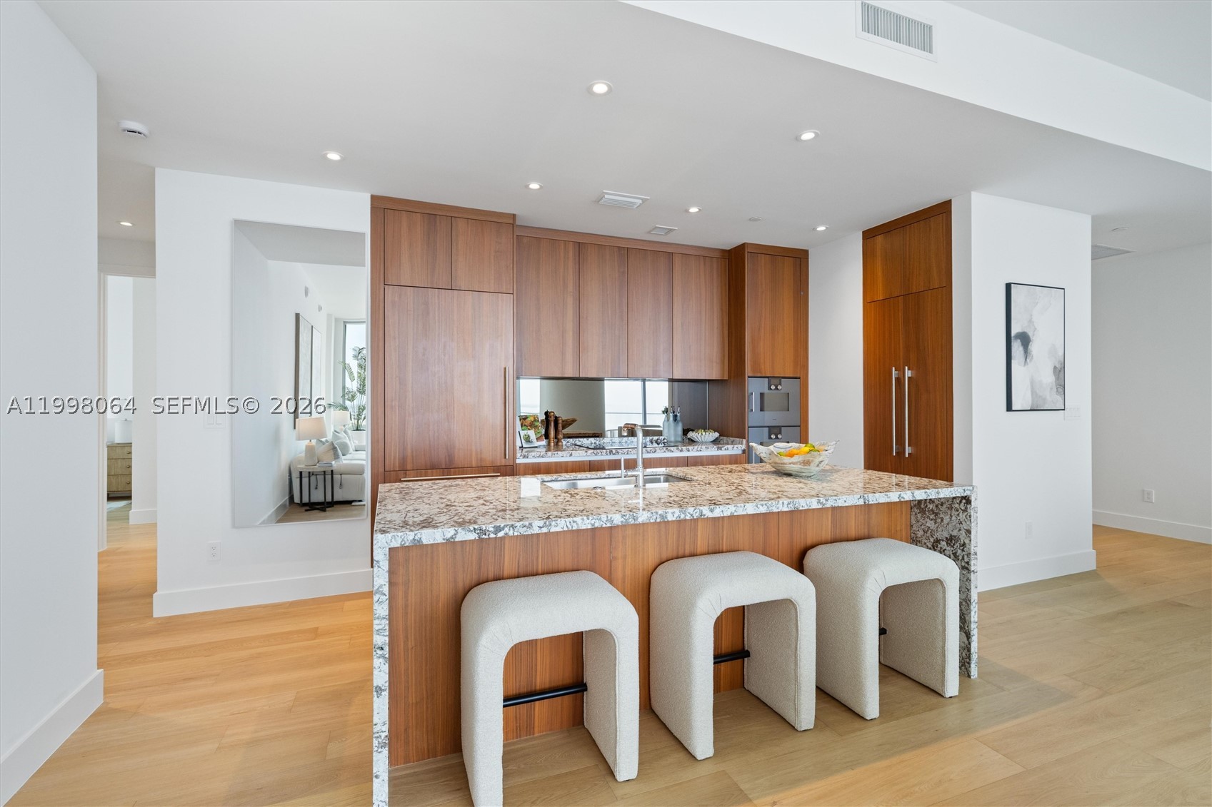 Una residences - Residential
