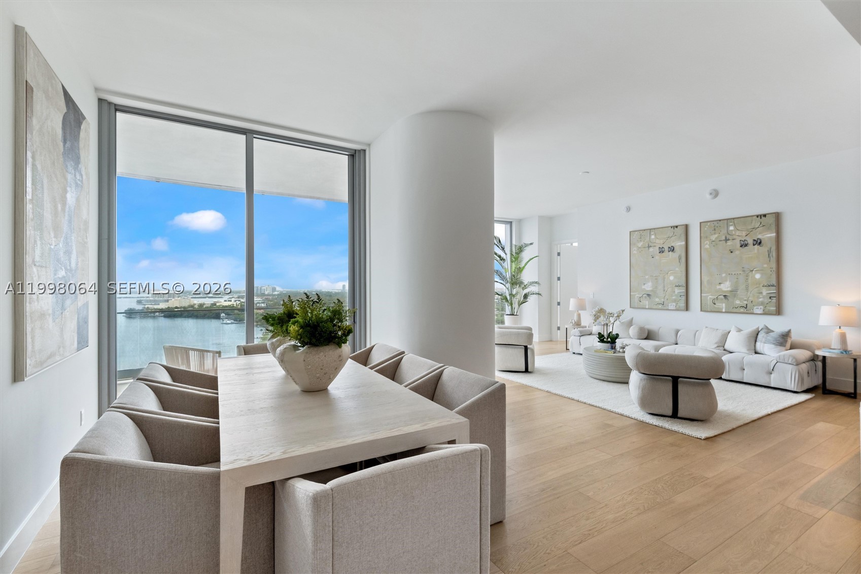 Una residences - Residential