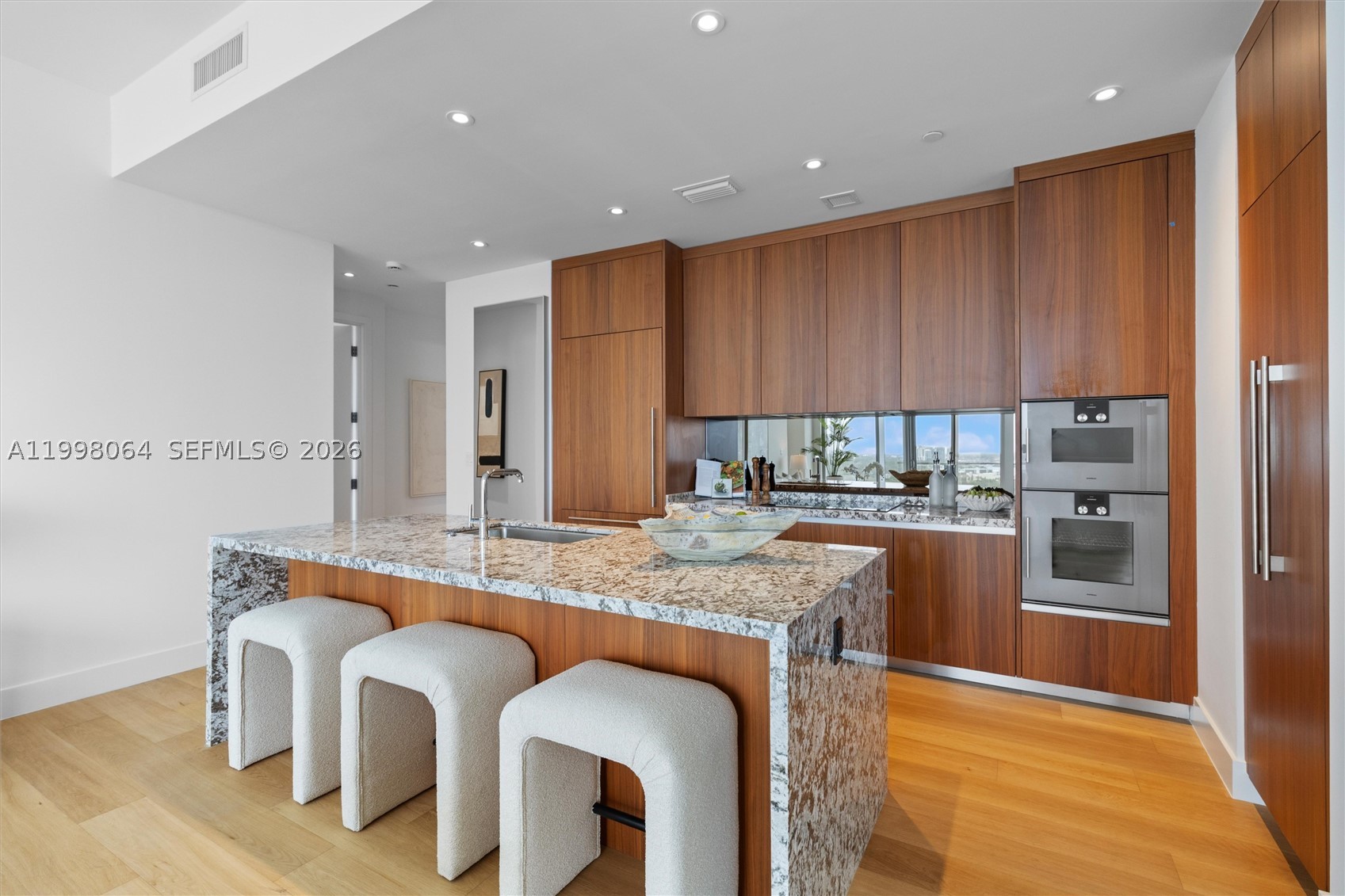 Una residences - Residential