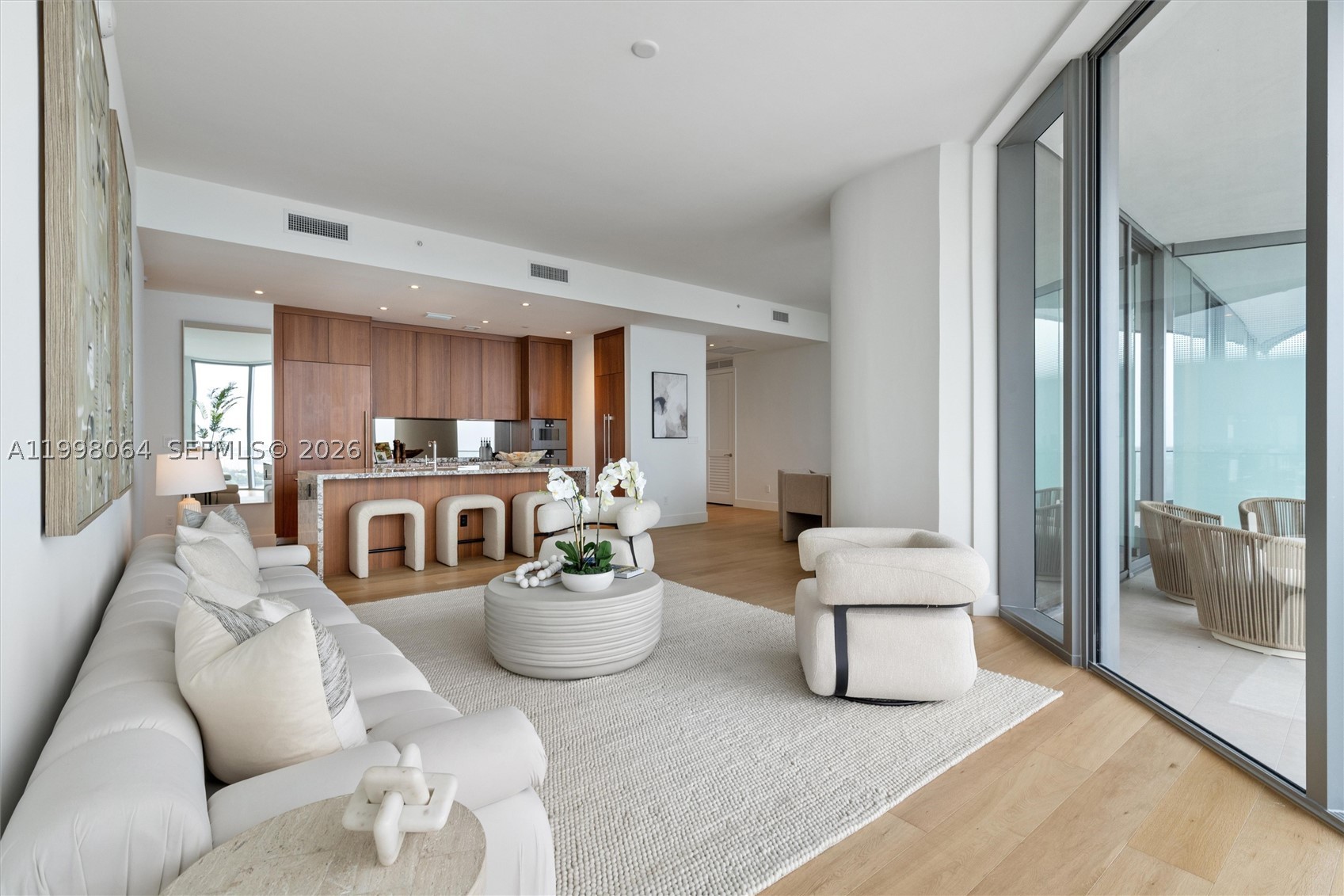 Una residences - Residential