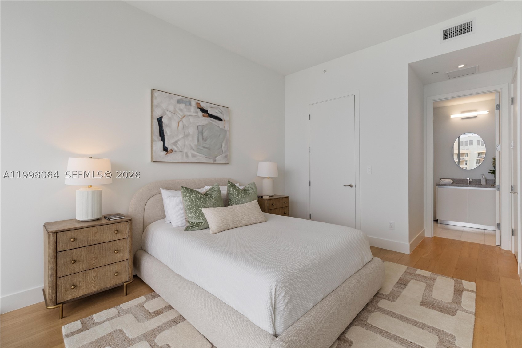 Una residences - Residential