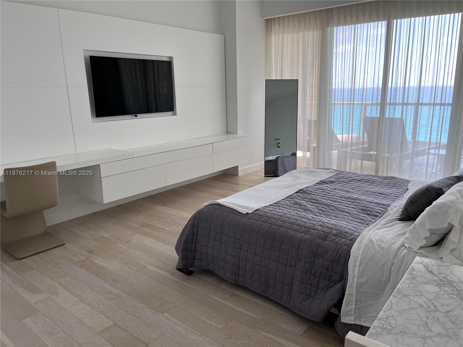BAL HARBOUR NORTH SOUTH C - Residential