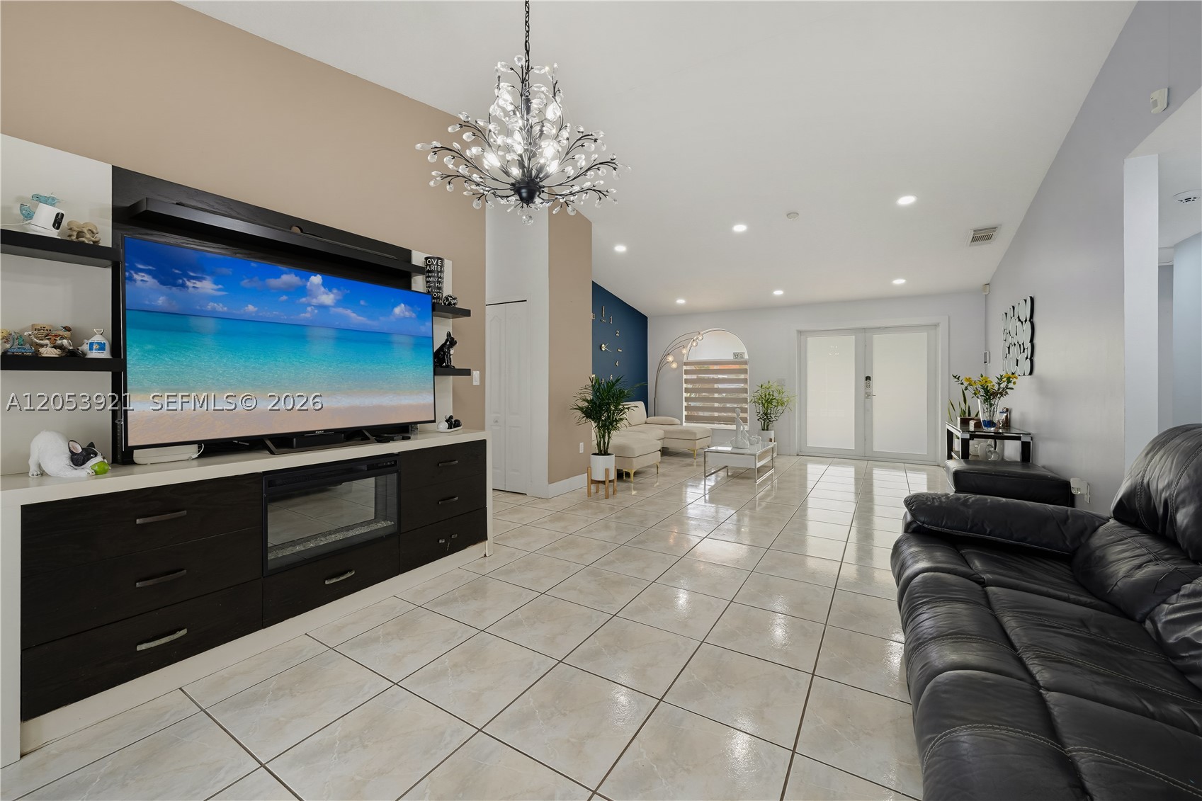 MAJESTIC ESTATES 1ST ADDN - Residential