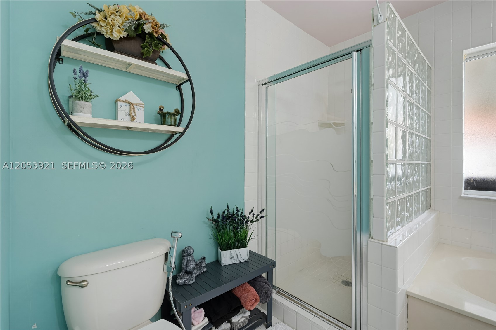 MAJESTIC ESTATES 1ST ADDN - Residential