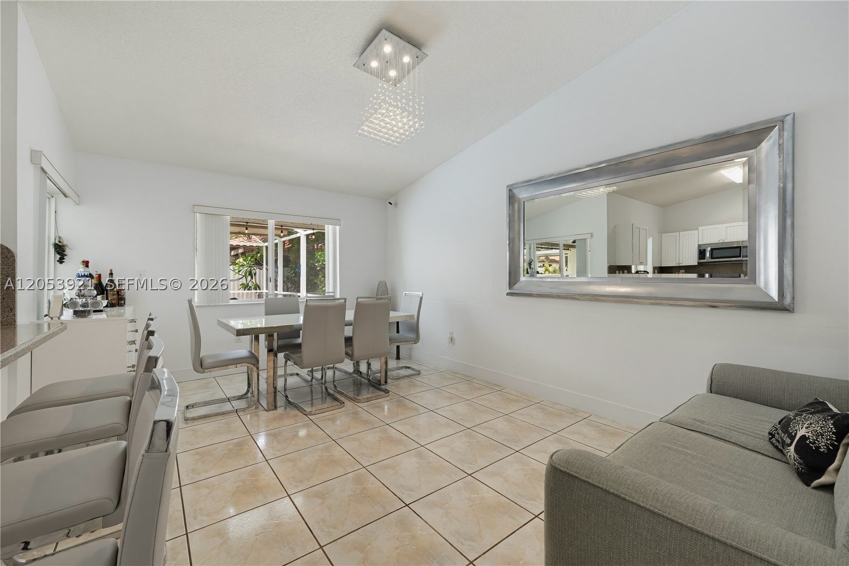 MAJESTIC ESTATES 1ST ADDN - Residential