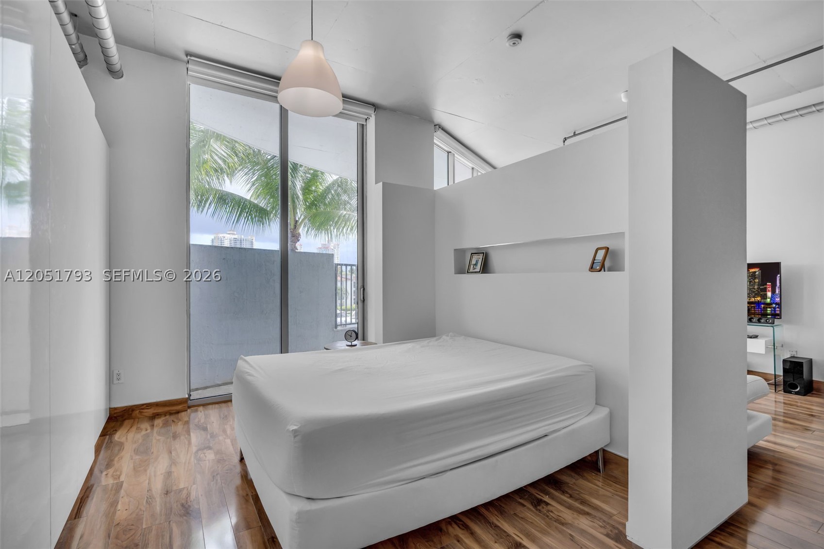 UPTOWN MARINA LOFTS CONDO - Residential Lease