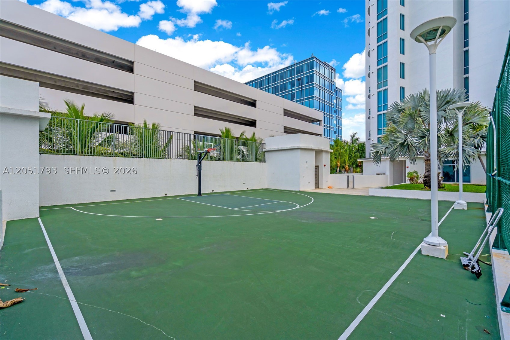 UPTOWN MARINA LOFTS CONDO - Residential Lease