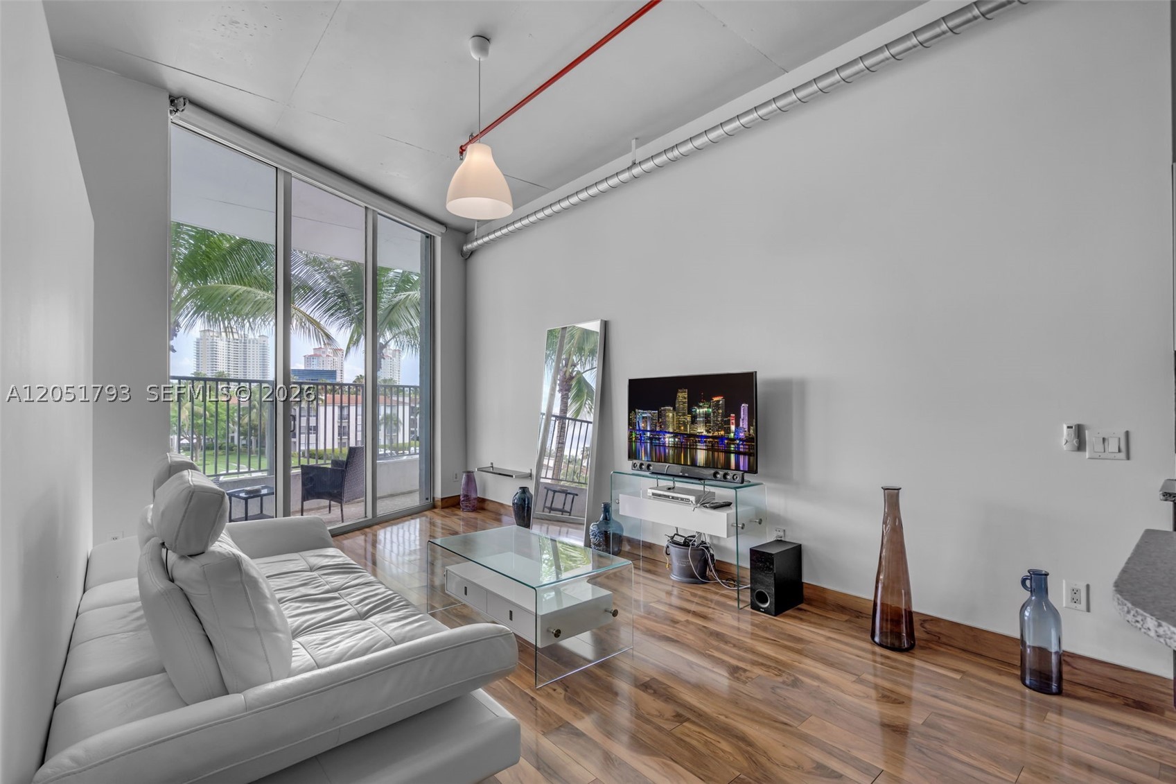UPTOWN MARINA LOFTS CONDO - Residential Lease