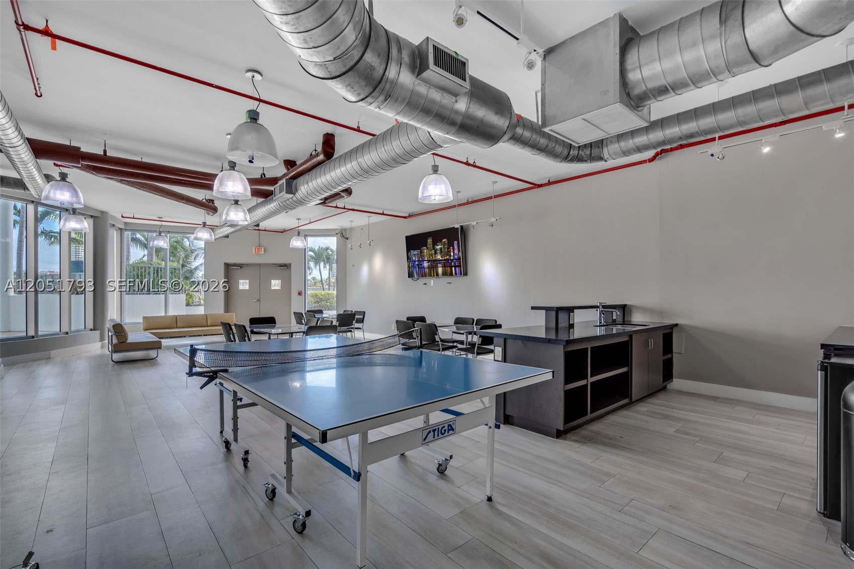 UPTOWN MARINA LOFTS CONDO - Residential Lease