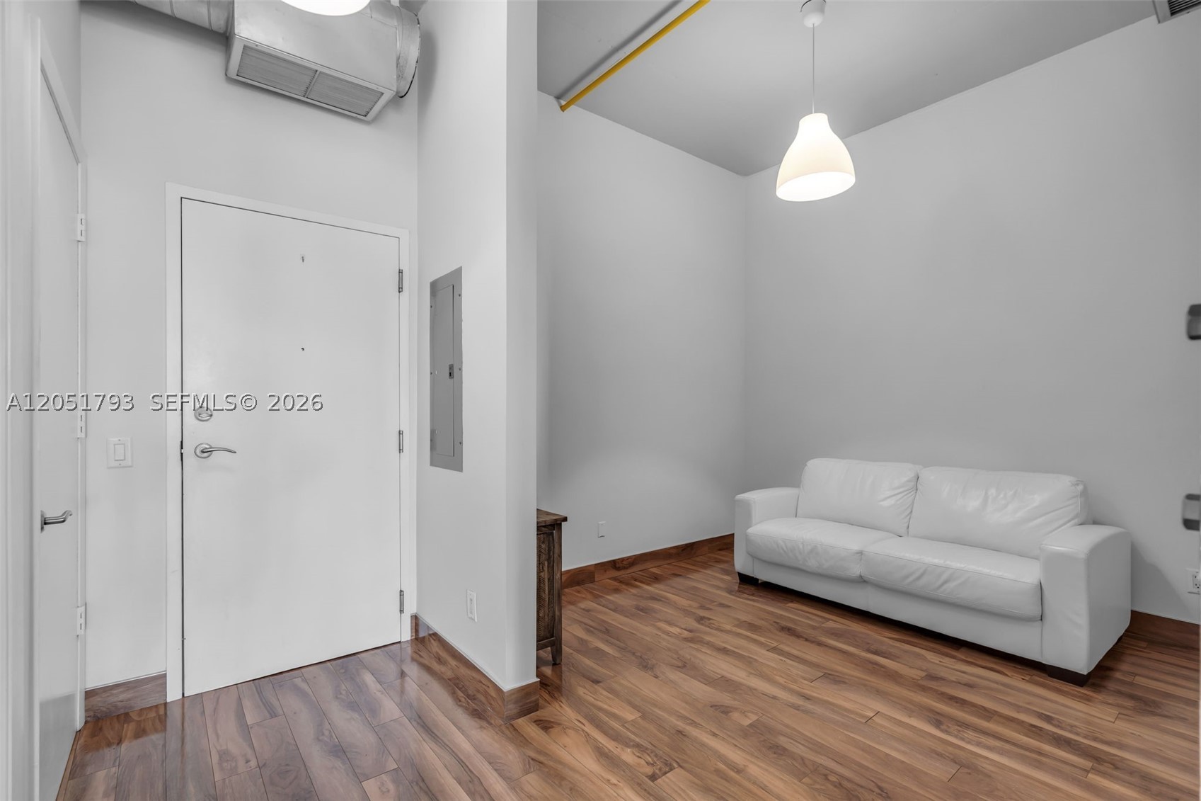 UPTOWN MARINA LOFTS CONDO - Residential Lease