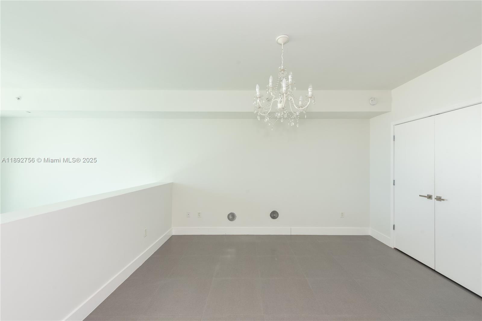 THE BOND - Residential Lease