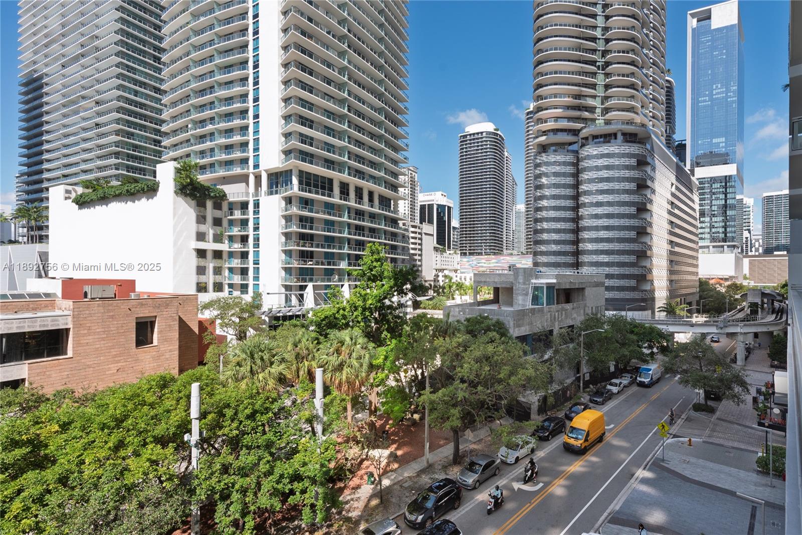 THE BOND - Residential Lease