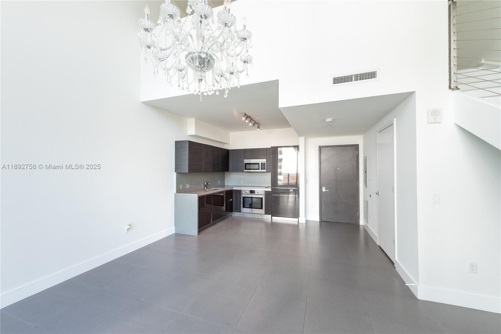THE BOND - Residential Lease