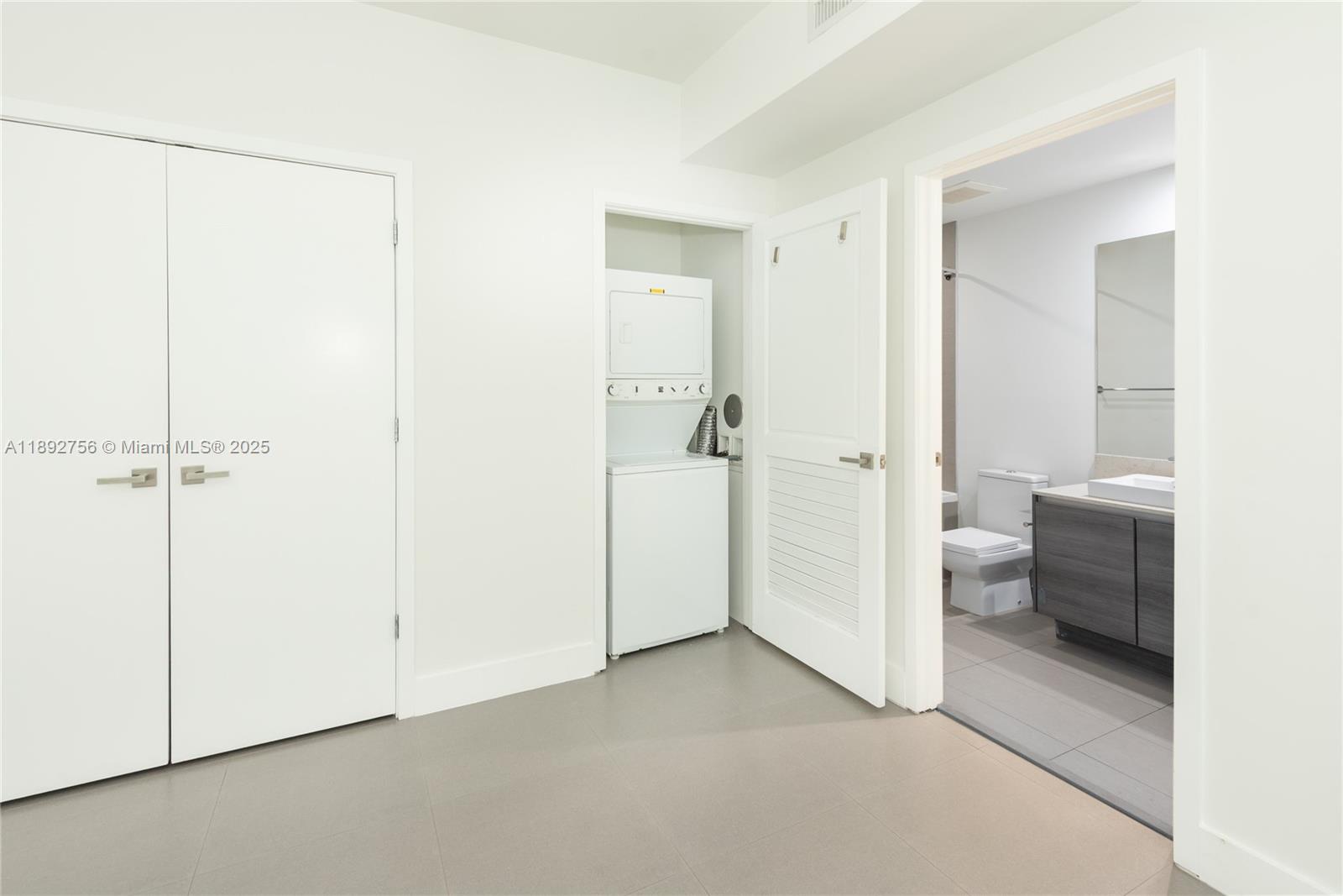 THE BOND - Residential Lease