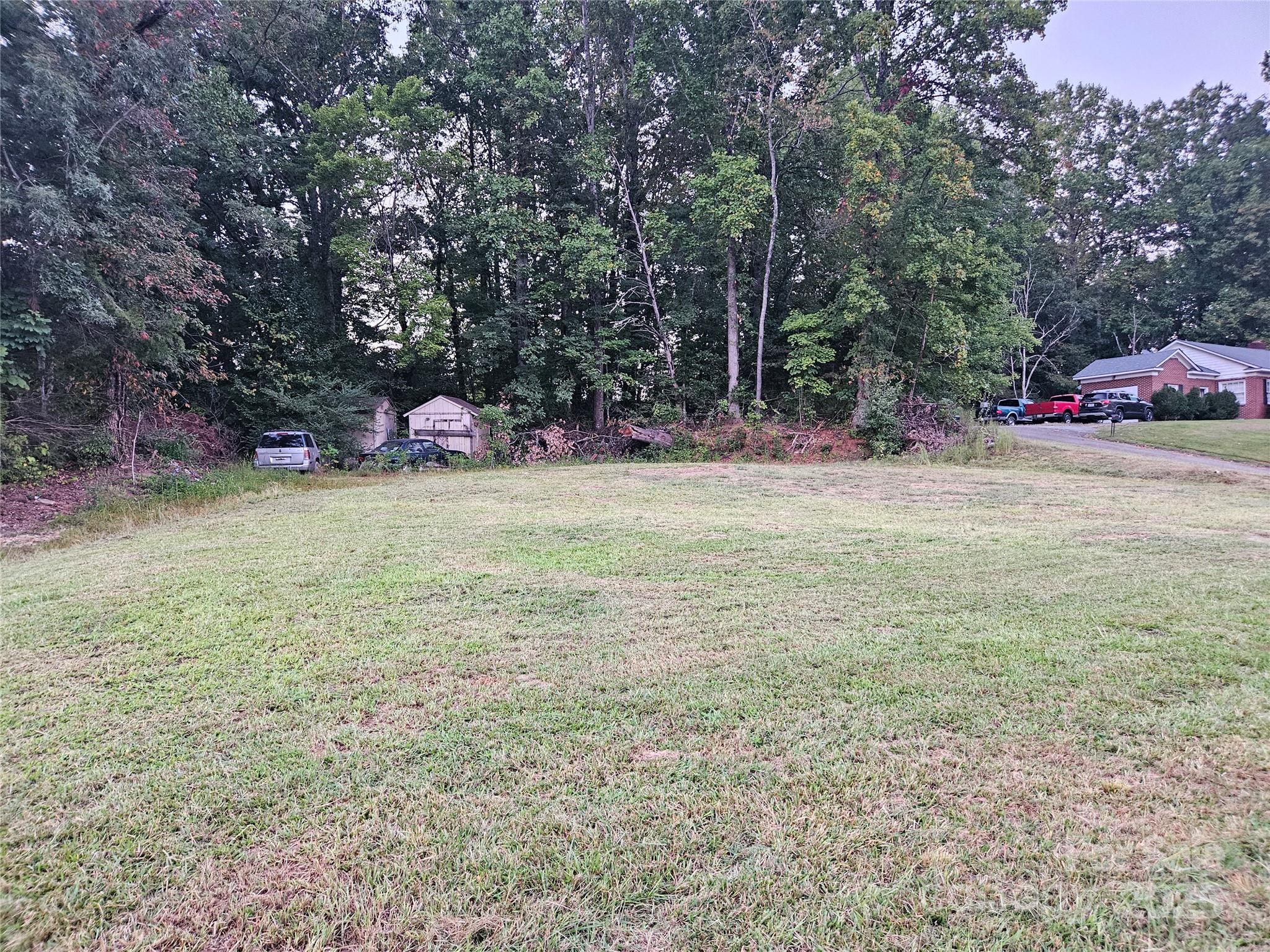891 E. Court Street. Prime building lot located in the city of Marion. This property is very conveniently located to all the attractions and amenities that Marion has to offer. A very desirable location. Property is presently zoned residential but could also probably could be changed to commercial, if desired. Offer will have to be approved by the lender. Possible short sale.