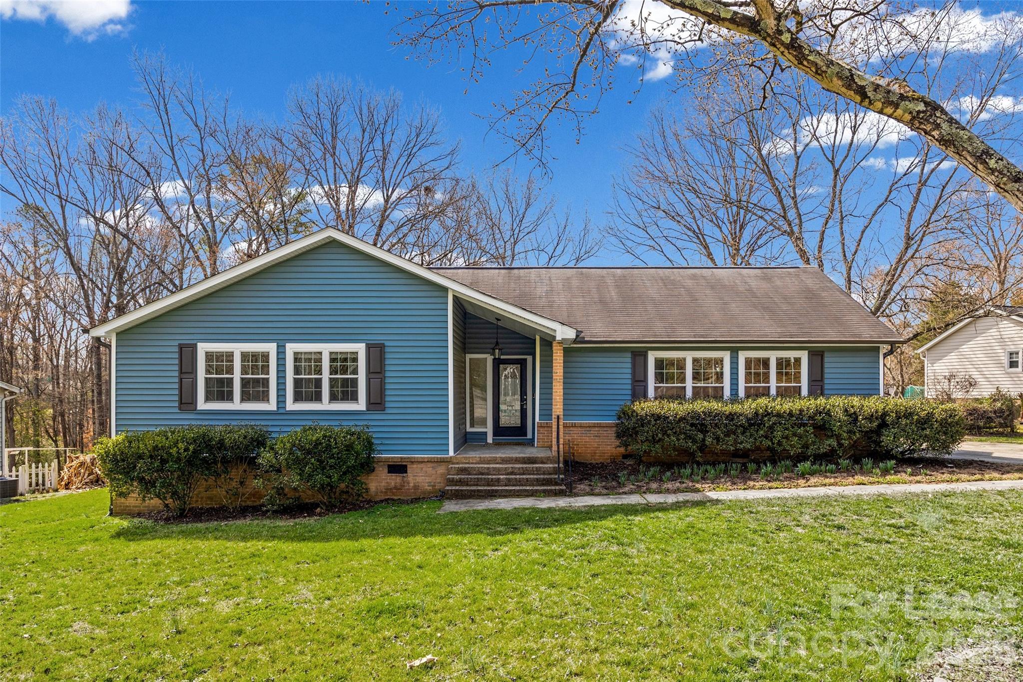 Charming 3-bedroom, 2-bathroom single-family home offering comfort, space, and plenty of natural light throughout. This inviting home features brand-new carpets and a bright, open feel that makes every room warm and welcoming.

Step outside to enjoy the large fenced-in backyard, perfect for relaxing, entertaining, or simply enjoying the outdoors. The screened-in porch provides a great spot to unwind while still enjoying fresh air without the bugs. A storage shed in the backyard offers convenient extra space for tools, outdoor equipment, or seasonal items.

With its comfortable layout, abundant natural light, and spacious outdoor area, this home is a wonderful place to settle in and enjoy everyday living.
