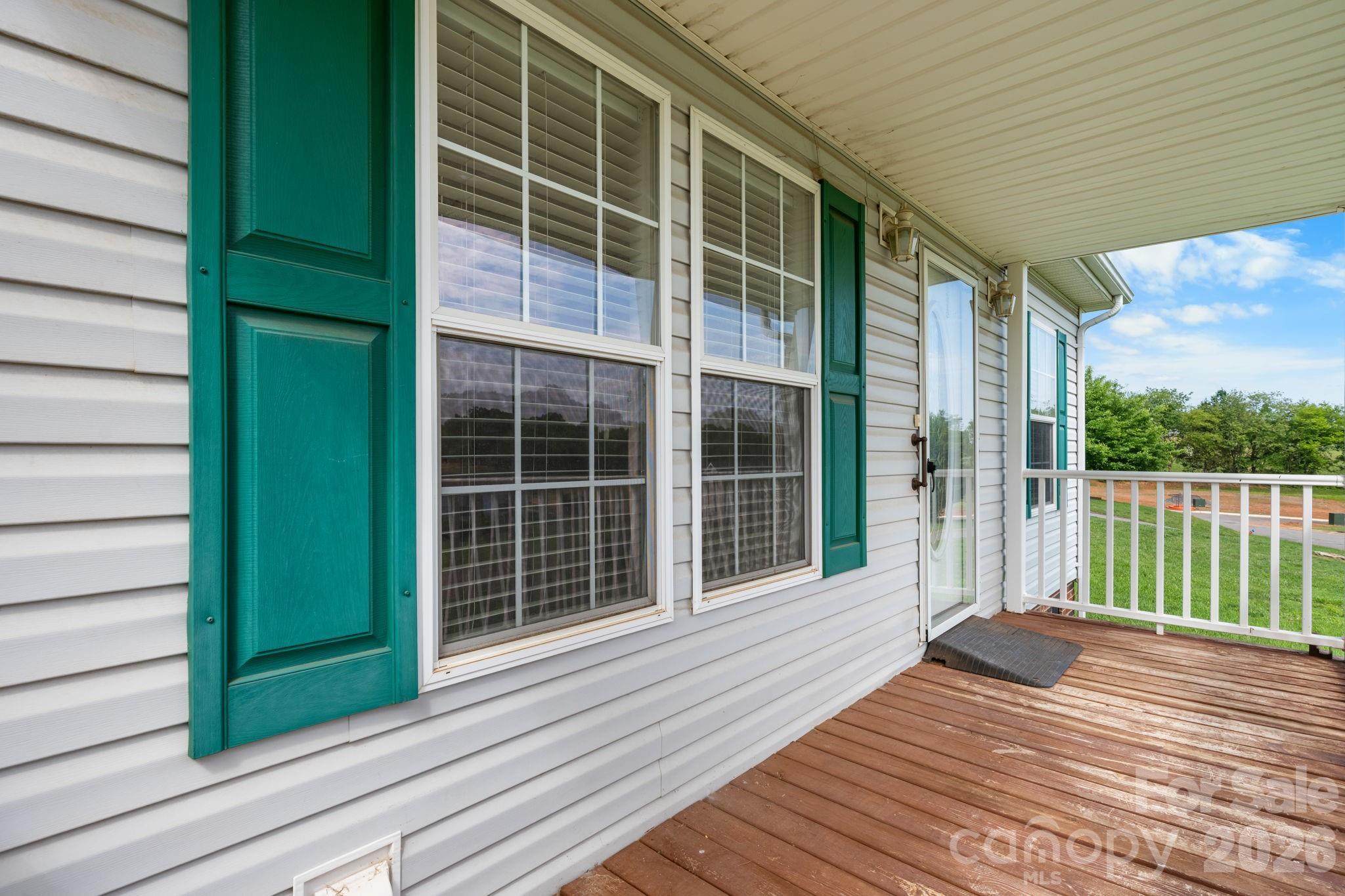 Eastern Ridge - Residential