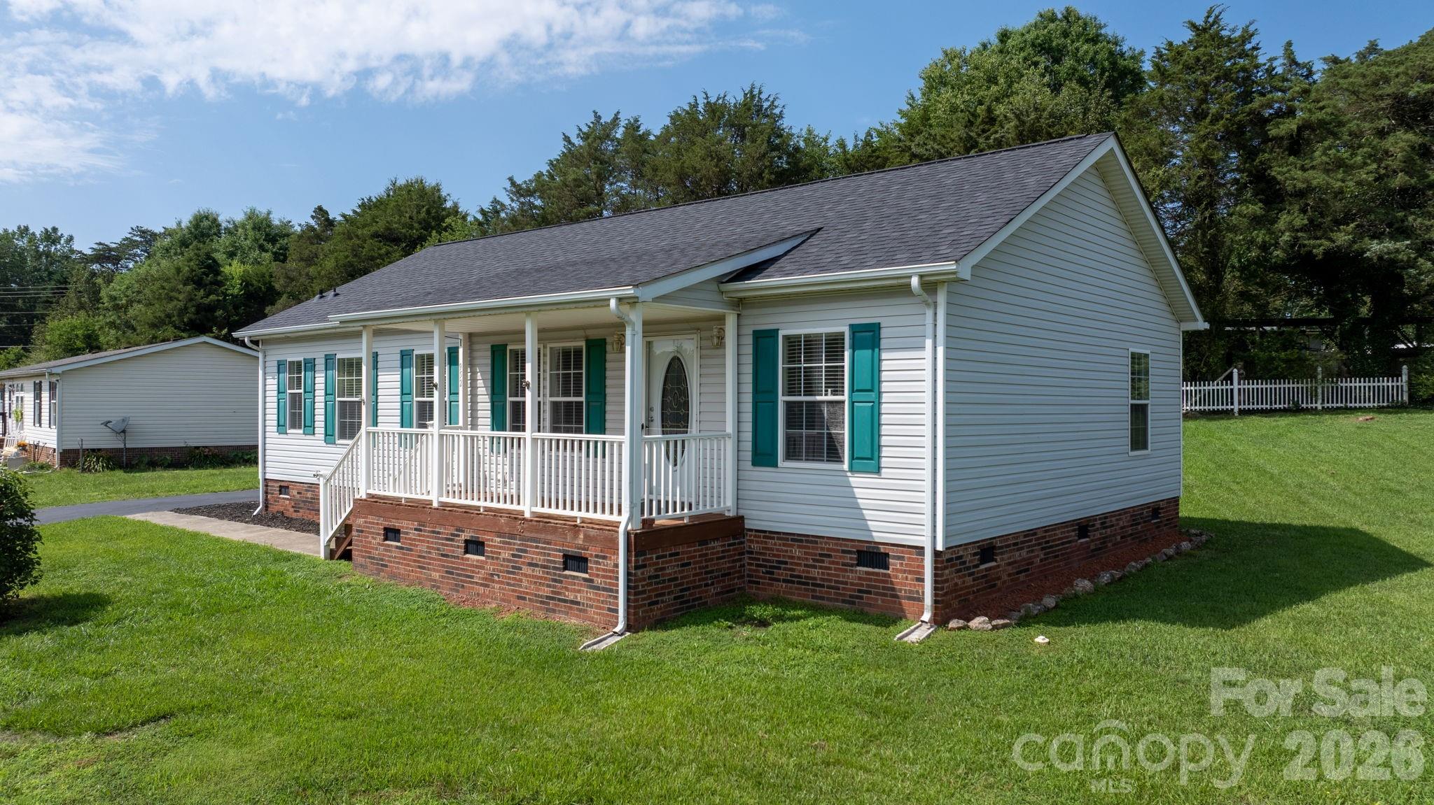 Eastern Ridge - Residential