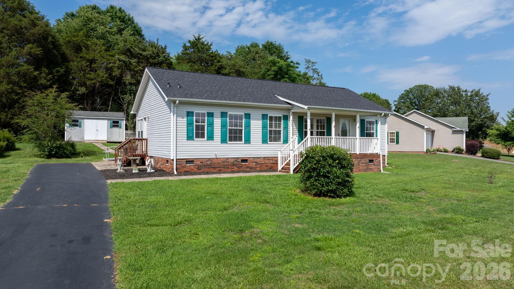 Eastern Ridge - Residential