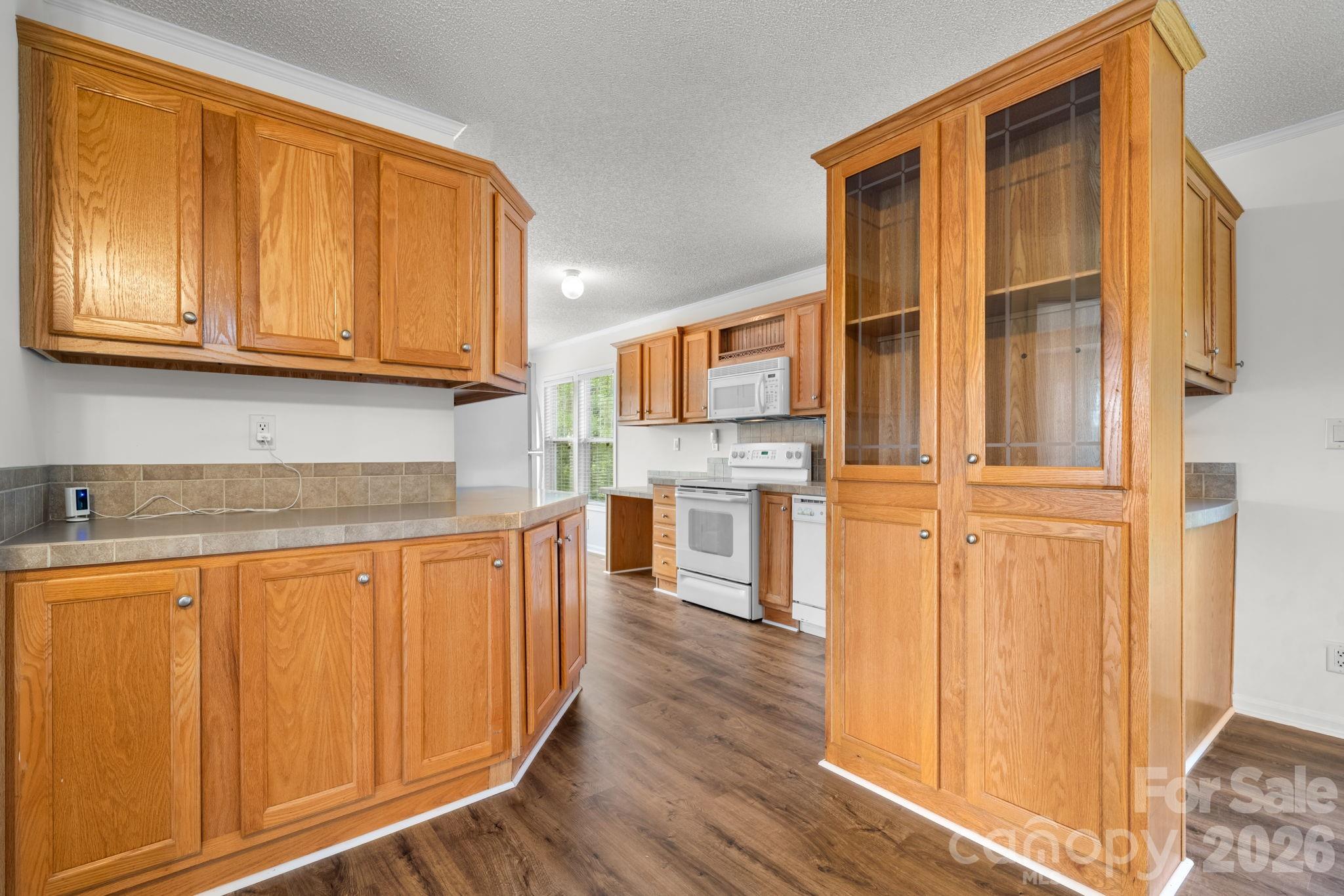 Eastern Ridge - Residential