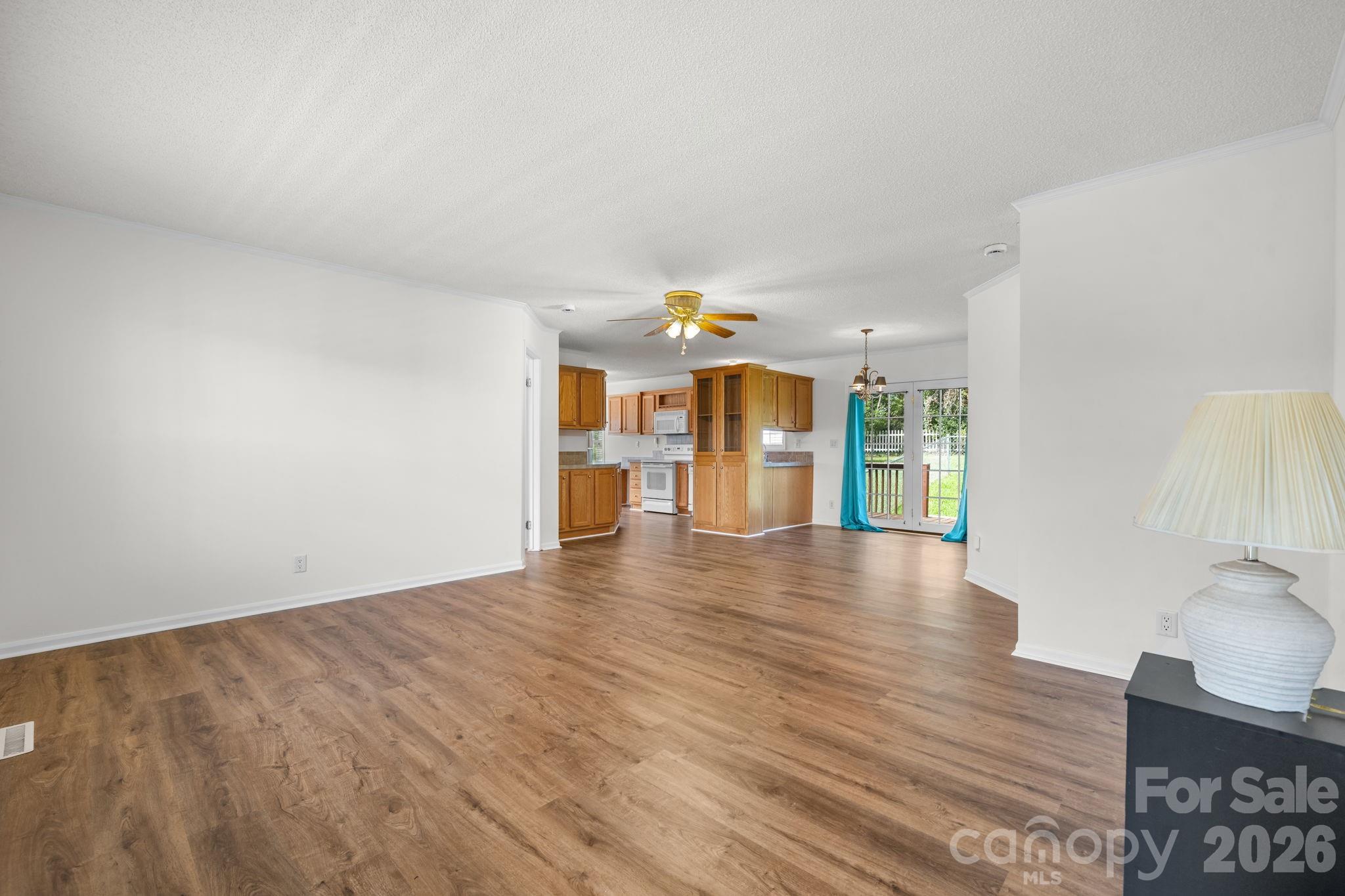 Eastern Ridge - Residential