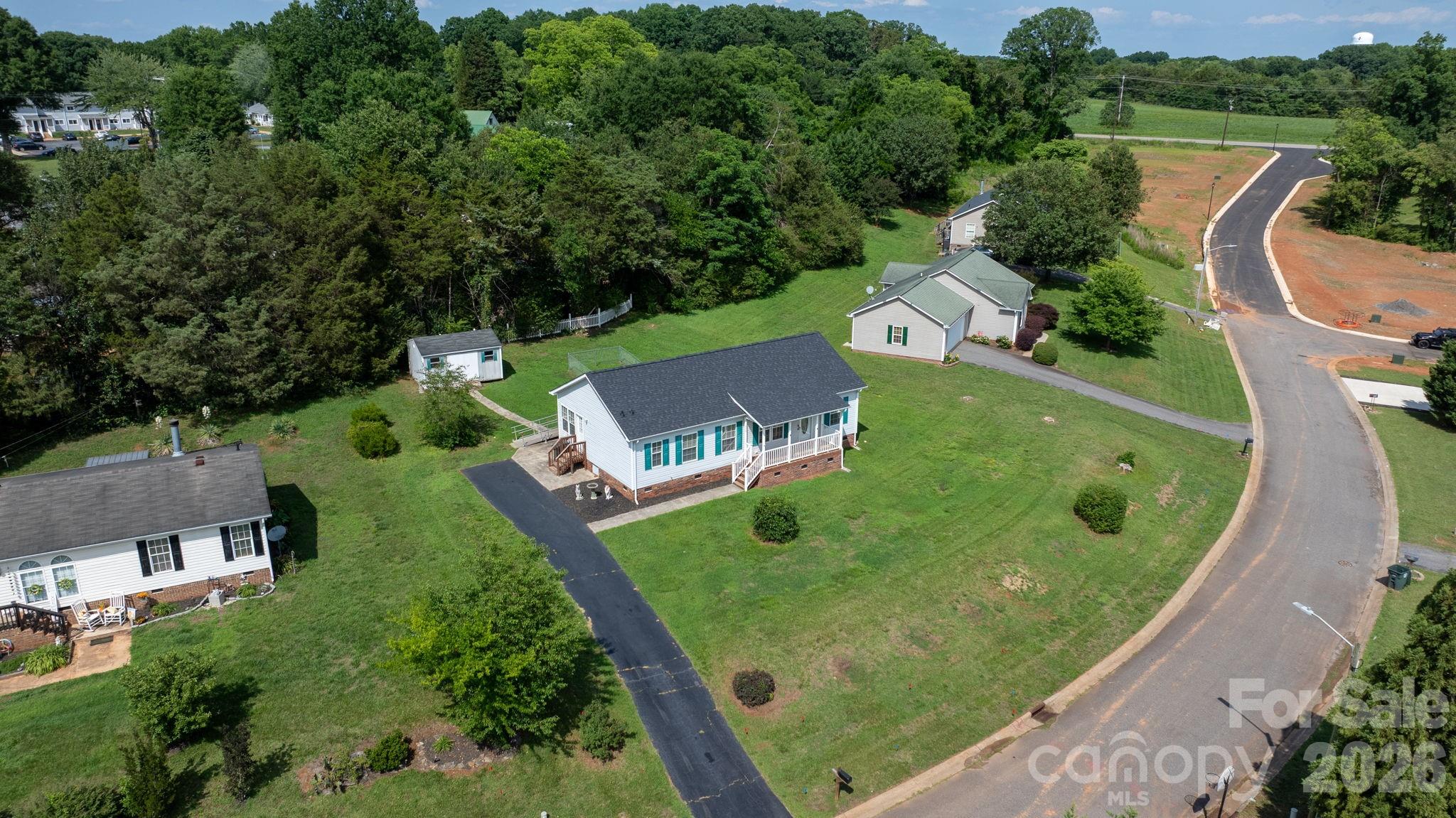 Eastern Ridge - Residential
