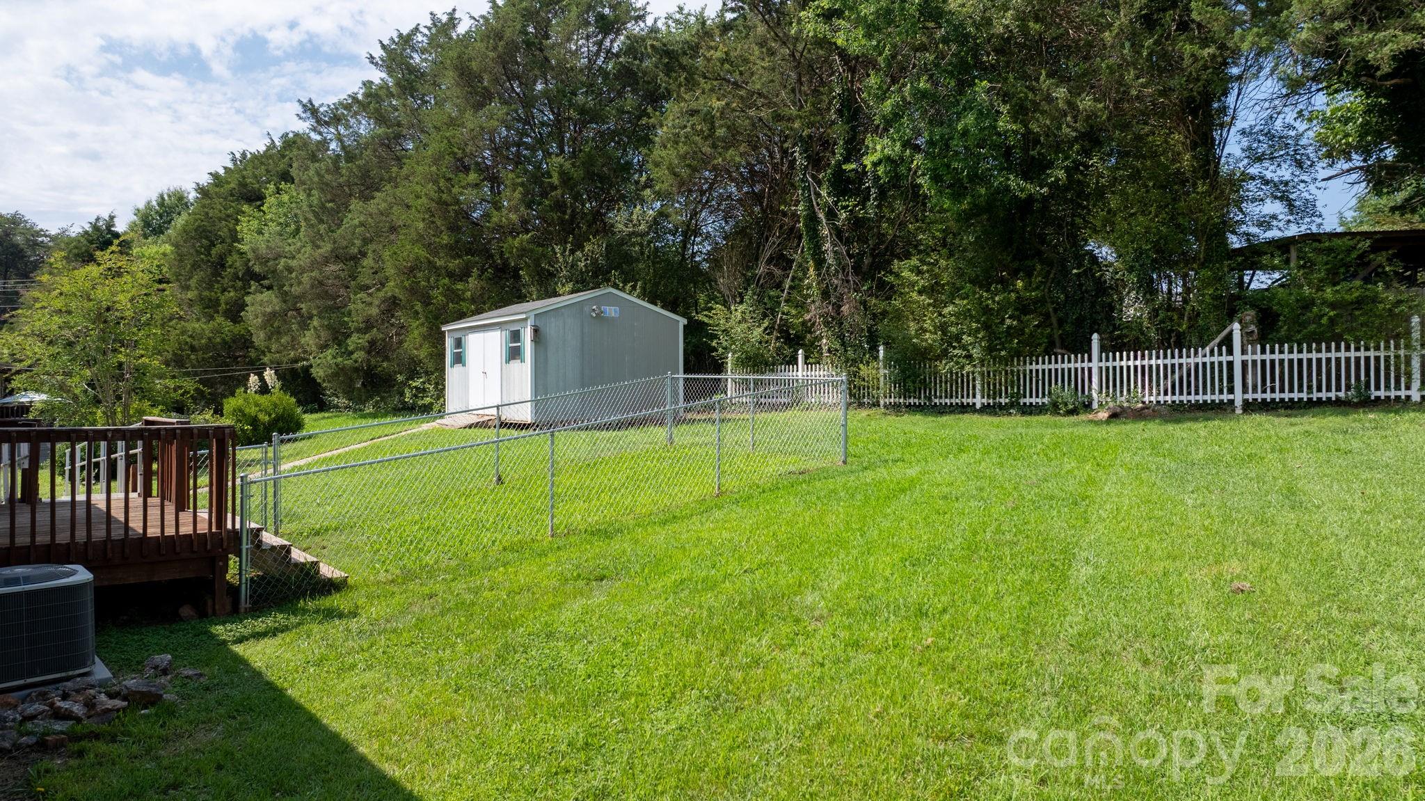 Eastern Ridge - Residential