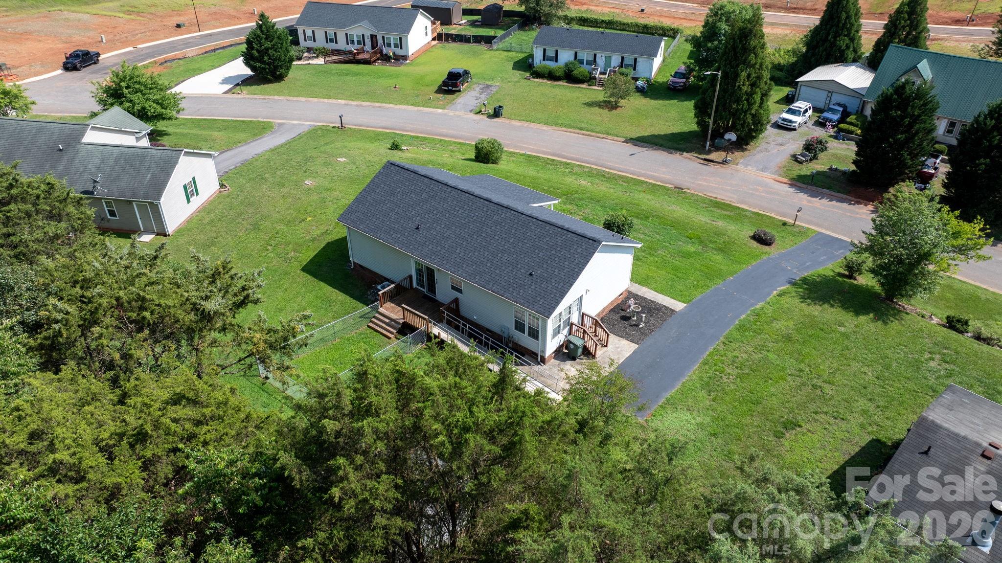 Eastern Ridge - Residential