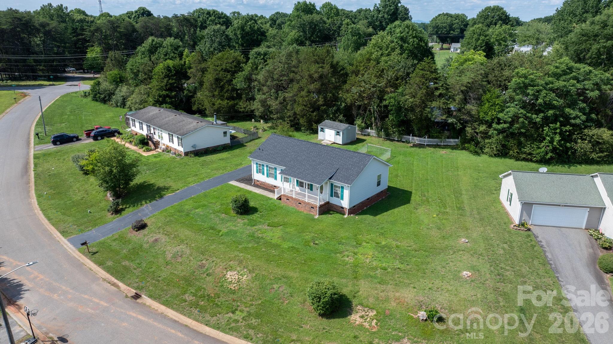 Eastern Ridge - Residential