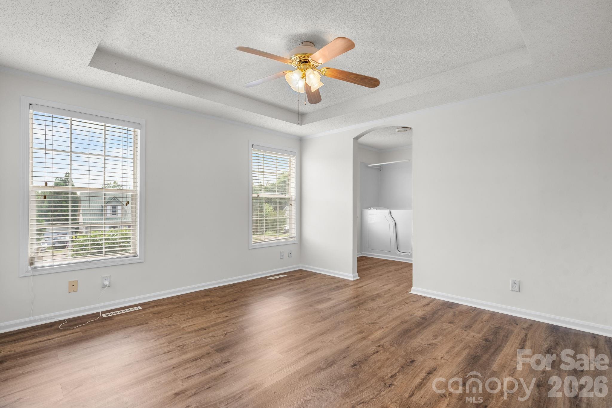 Eastern Ridge - Residential