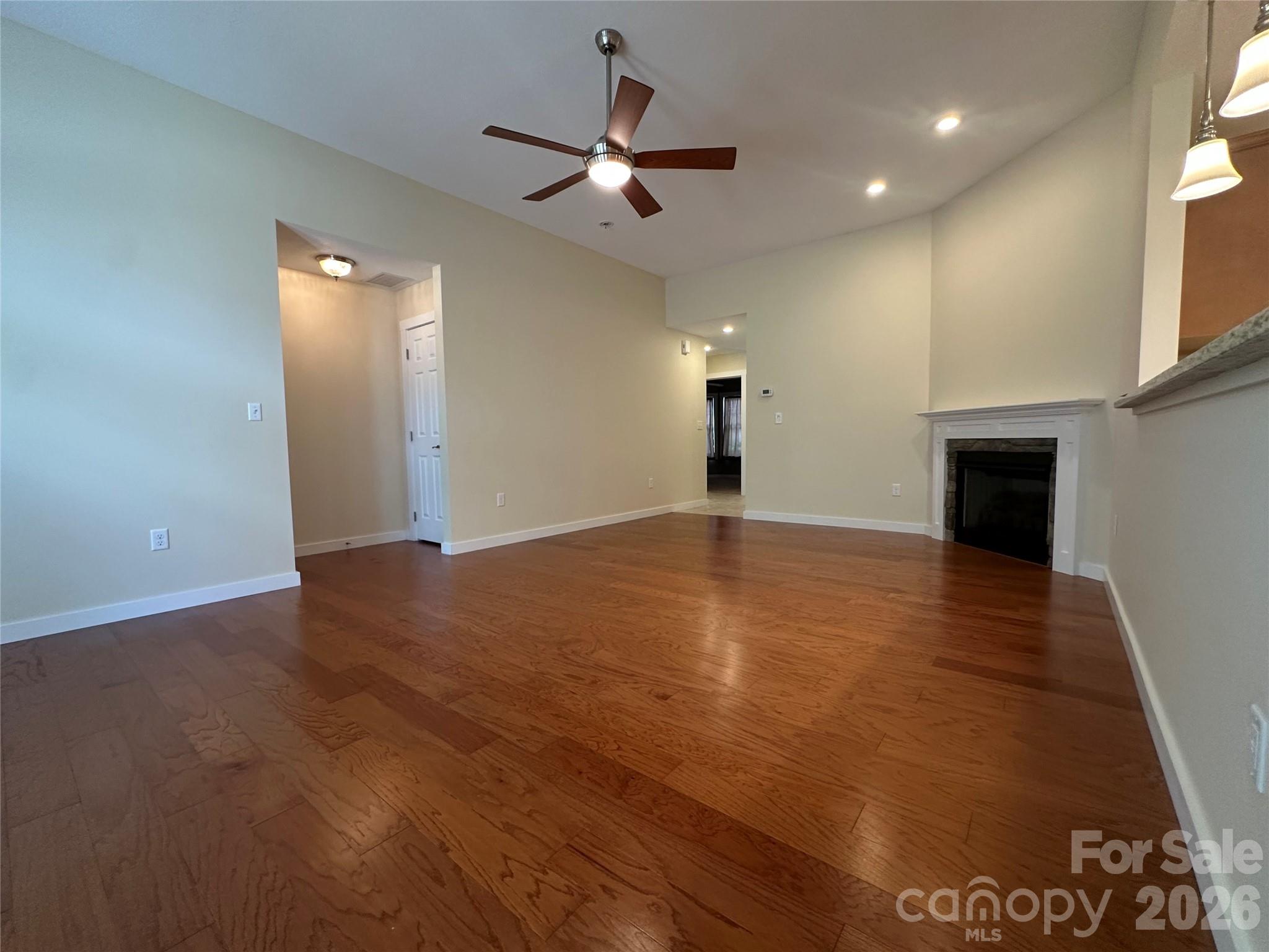 Ledbridge Vista - Residential