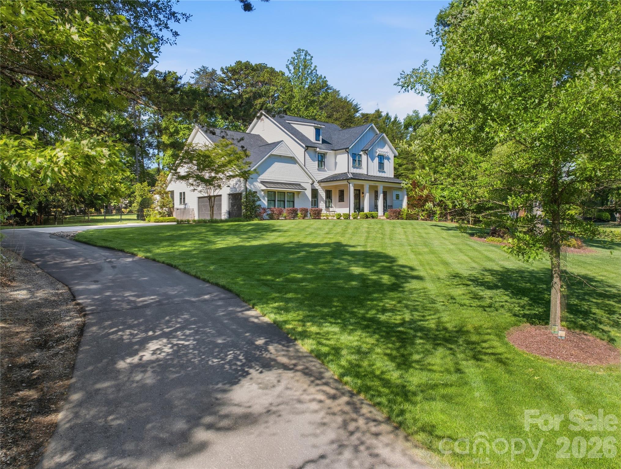 Elizabeth Circle - Residential