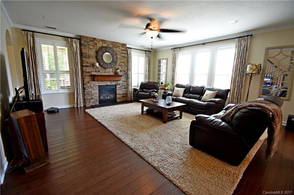 Shelly Woods - Residential