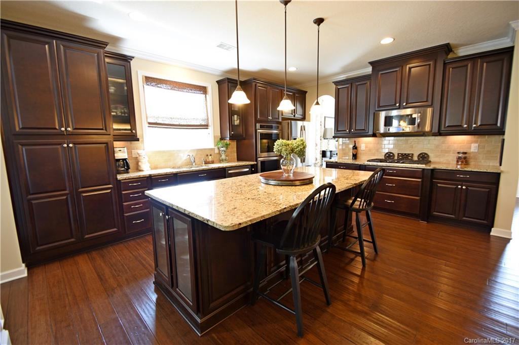 Shelly Woods - Residential