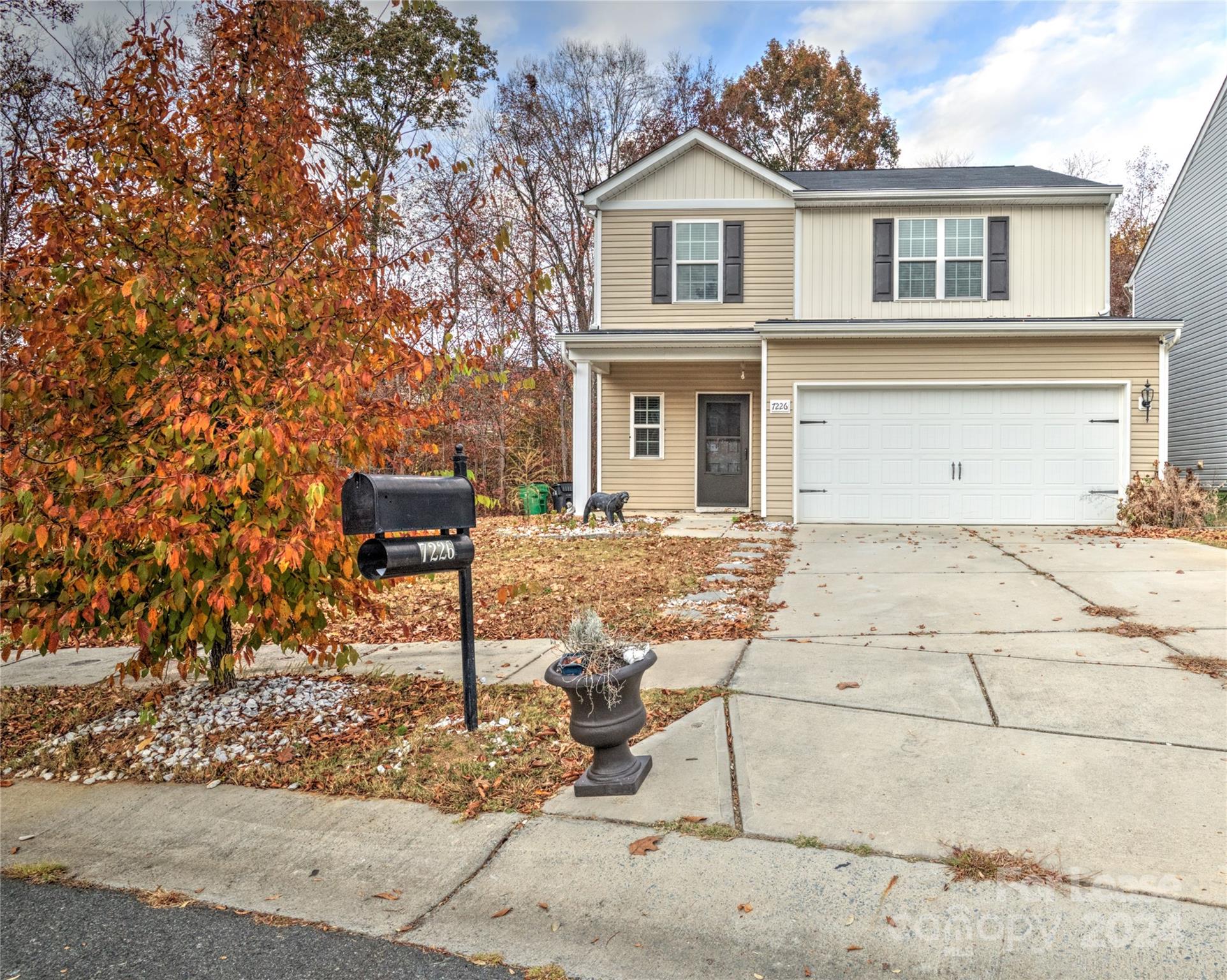 This 3 beds, 2.5 baths beautiful home nestled at the Kingstree neighborhood in the desirable city of Charlotte. This stunning property boasts a perfect blend of elegance and functionality, offering a comfortable and luxurious living environment. Gracious foyer brings you to the bright and spacious living areas. Featuring an open-concept layout with spacious living area. Kitchen with inviting breakfast bar, granite counters, pantry and stainless steel appliances. Large primary suite with vaulted ceiling and walk in closet. The serene backyard faces woods providing this home an oasis of peace and serenity. Additional features include large rooms, 2"blinds on a cul-de-sac lot you will enjoy quick access to amenities, parks, and major highways.